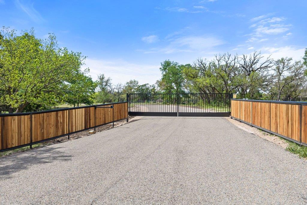 4772-10 County Road 340, Burnet, TX 78611