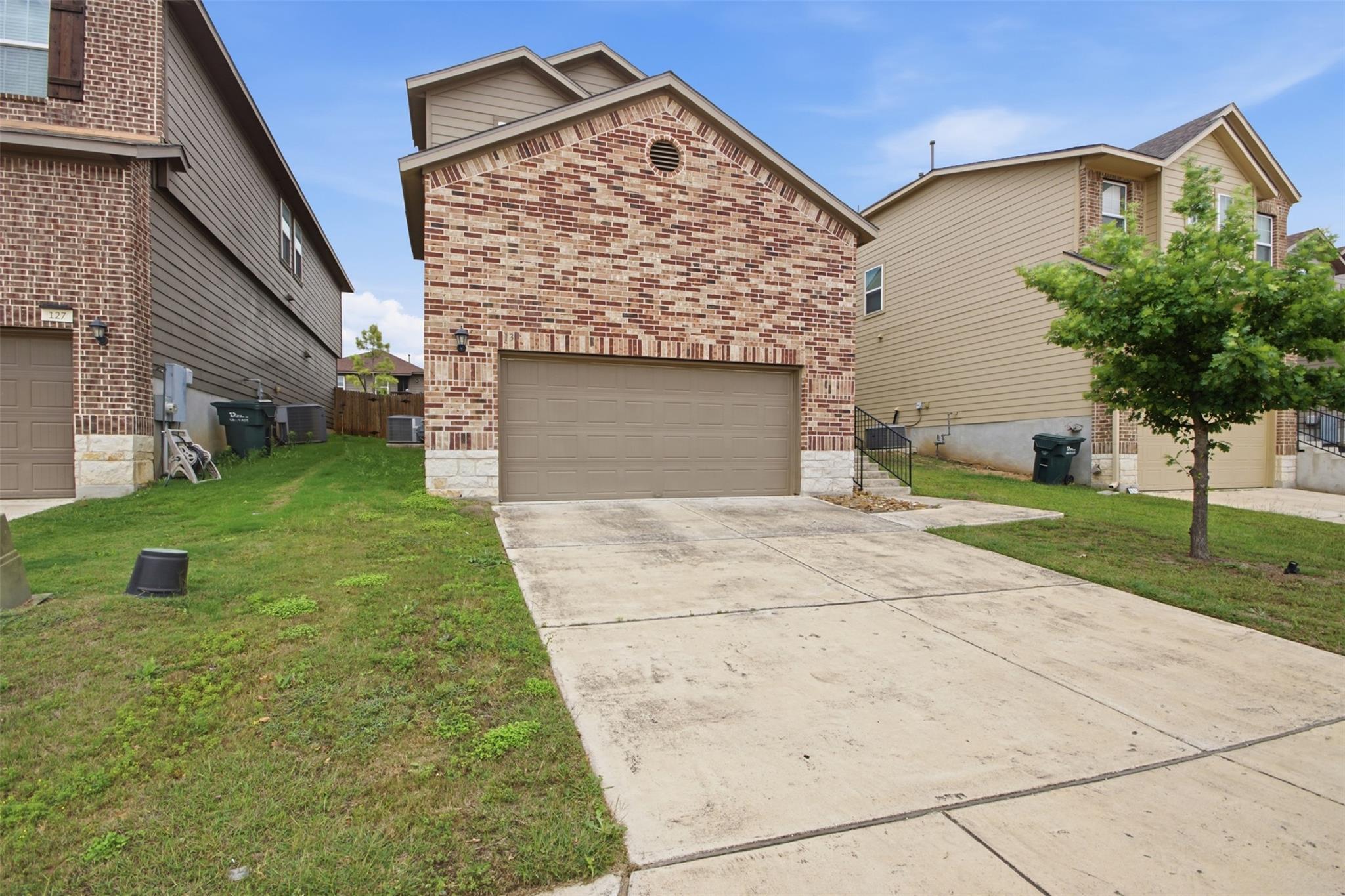131 Lake Gln, San Marcos, TX 78666