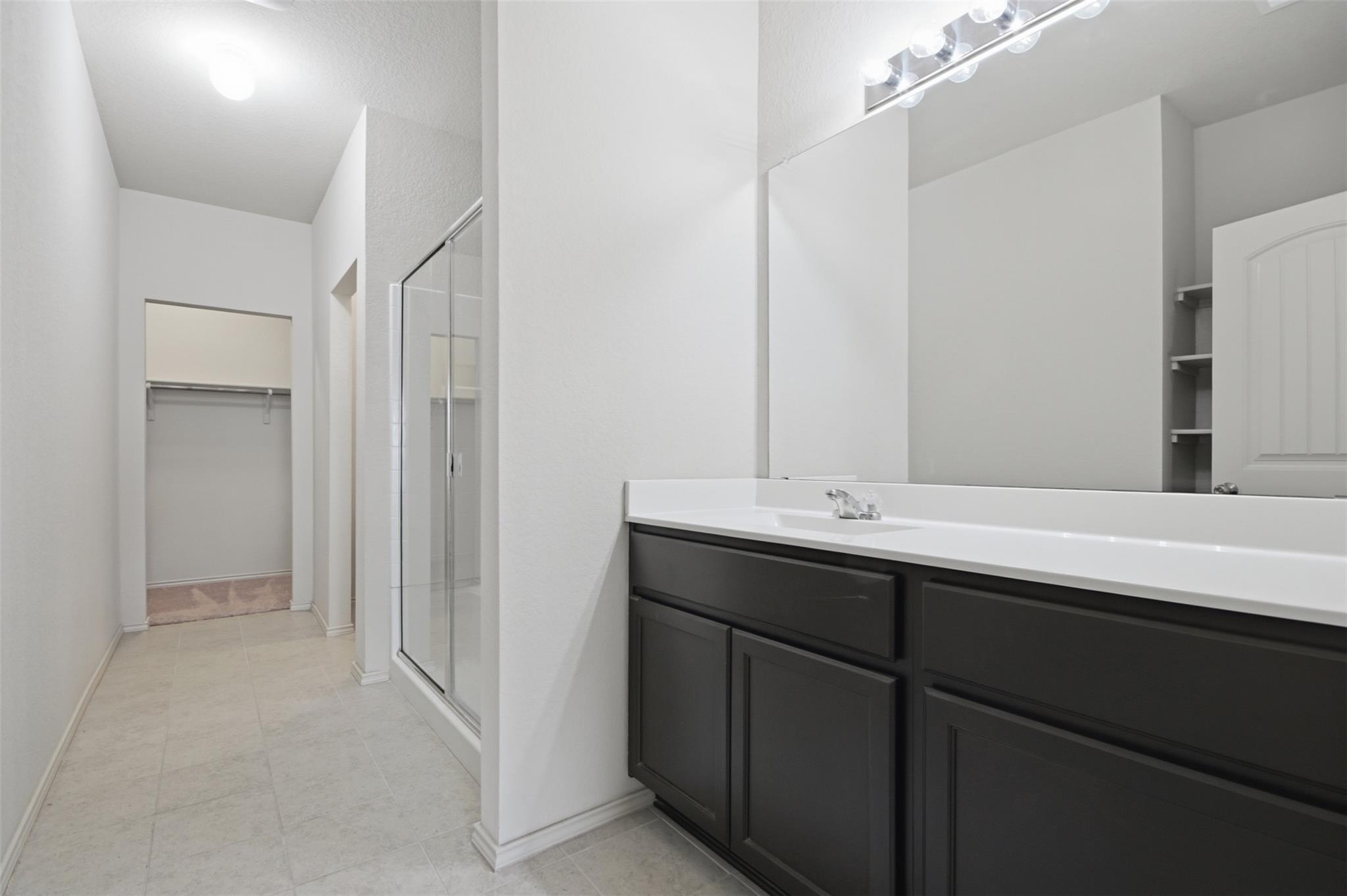 131 Lake Gln, San Marcos, TX 78666