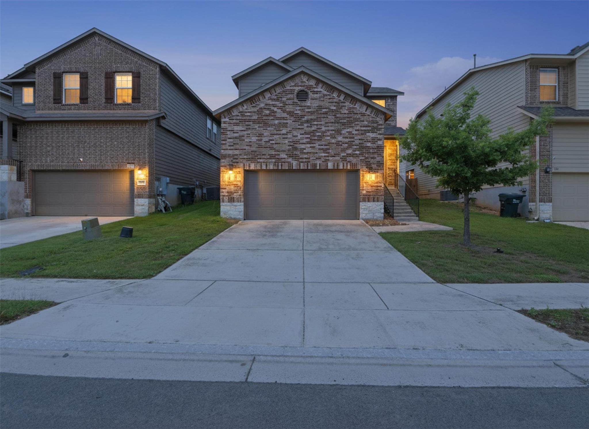 131 Lake Gln, San Marcos, TX 78666
