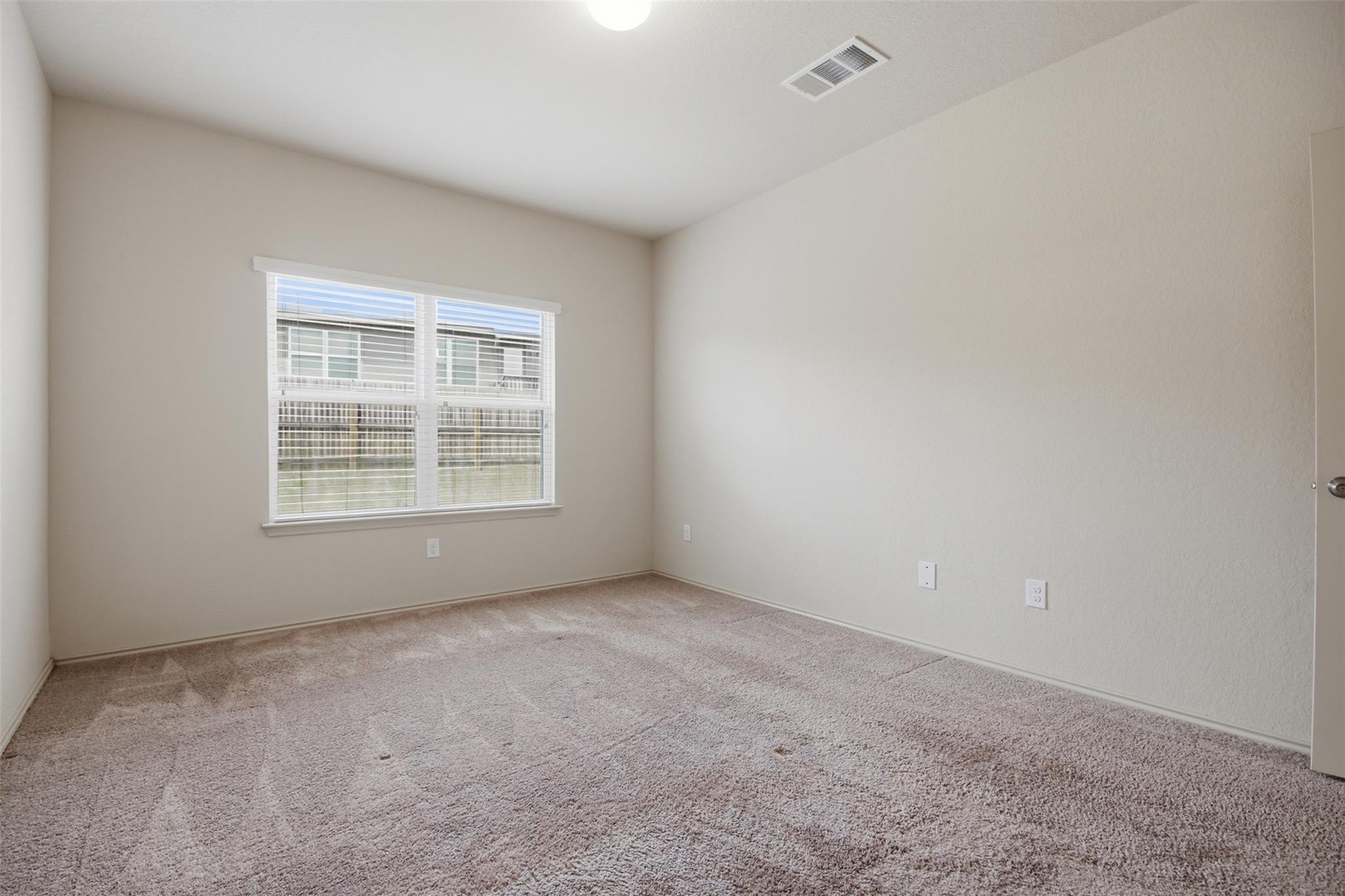 131 Lake Gln, San Marcos, TX 78666