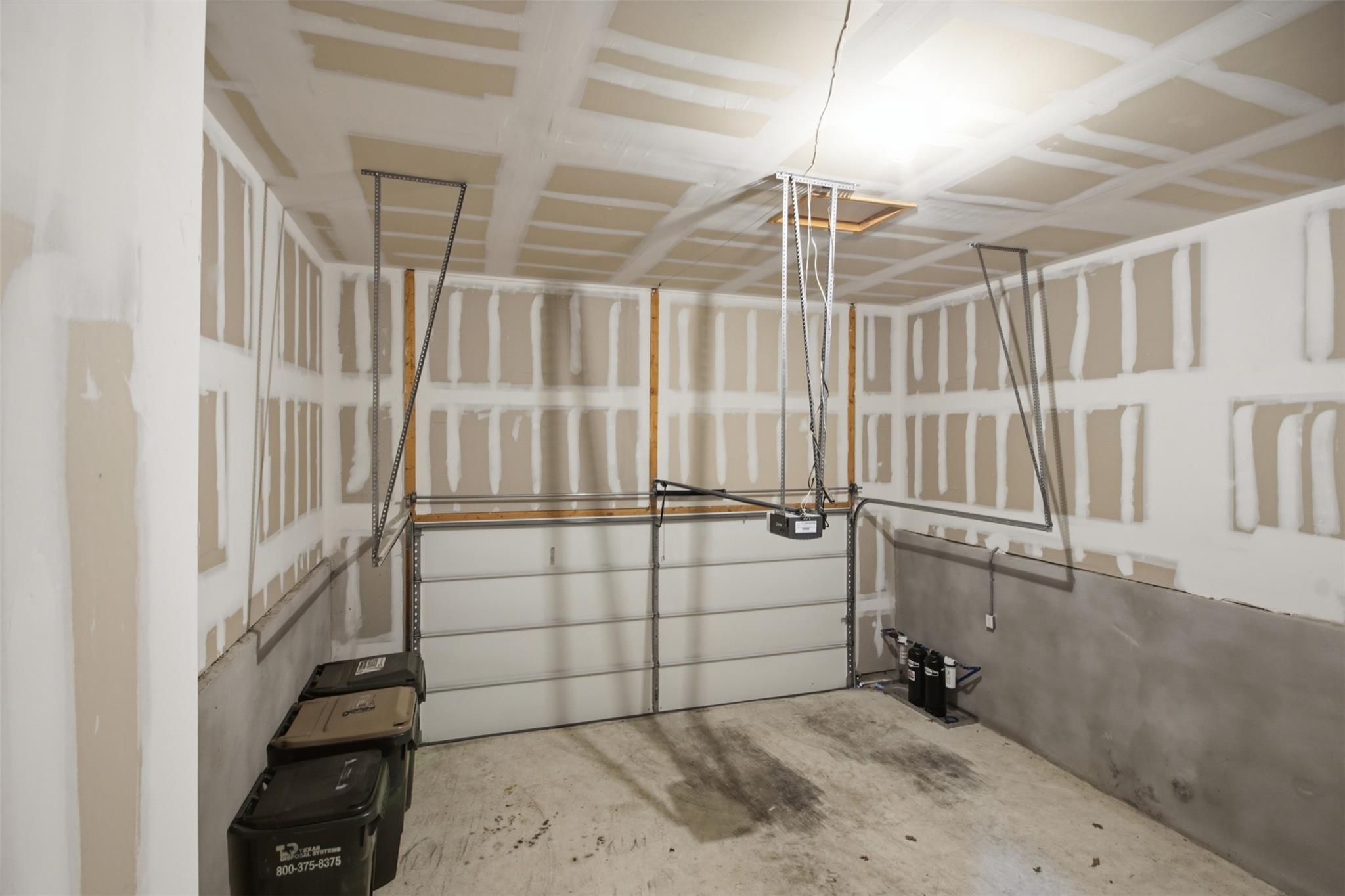 131 Lake Gln, San Marcos, TX 78666