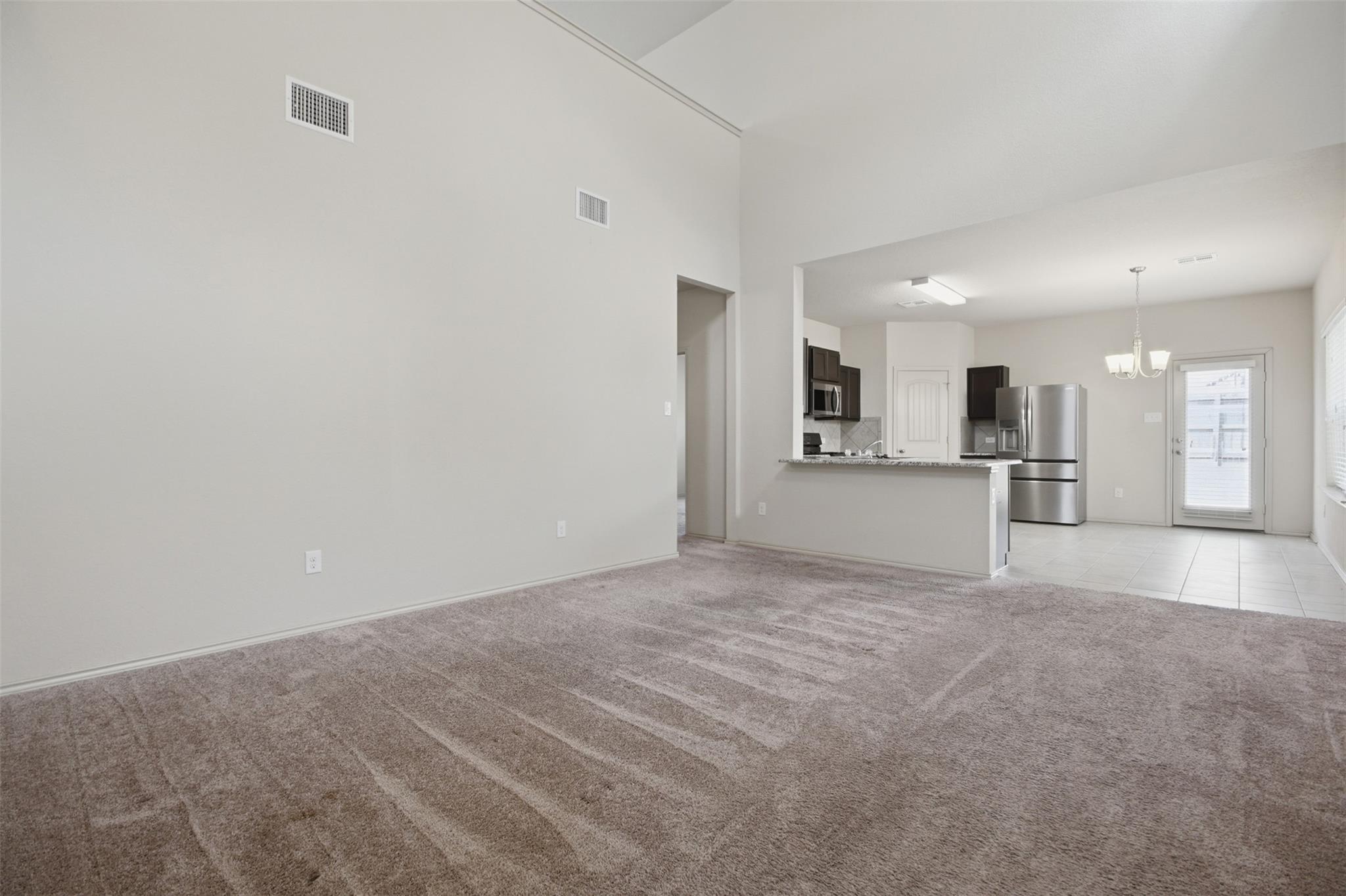 131 Lake Gln, San Marcos, TX 78666