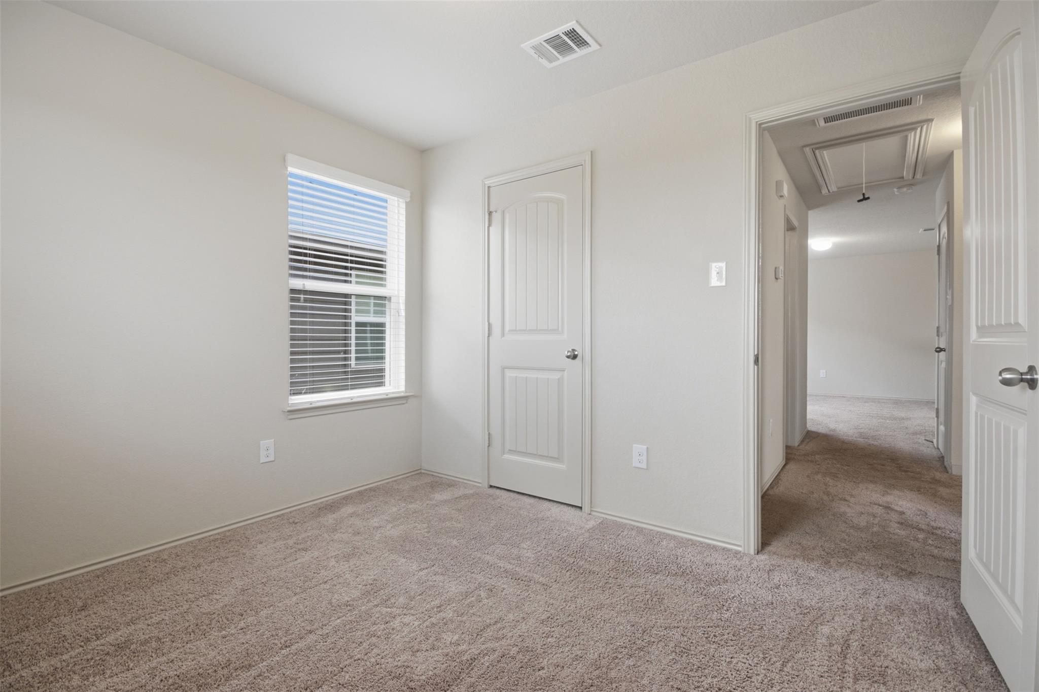 131 Lake Gln, San Marcos, TX 78666