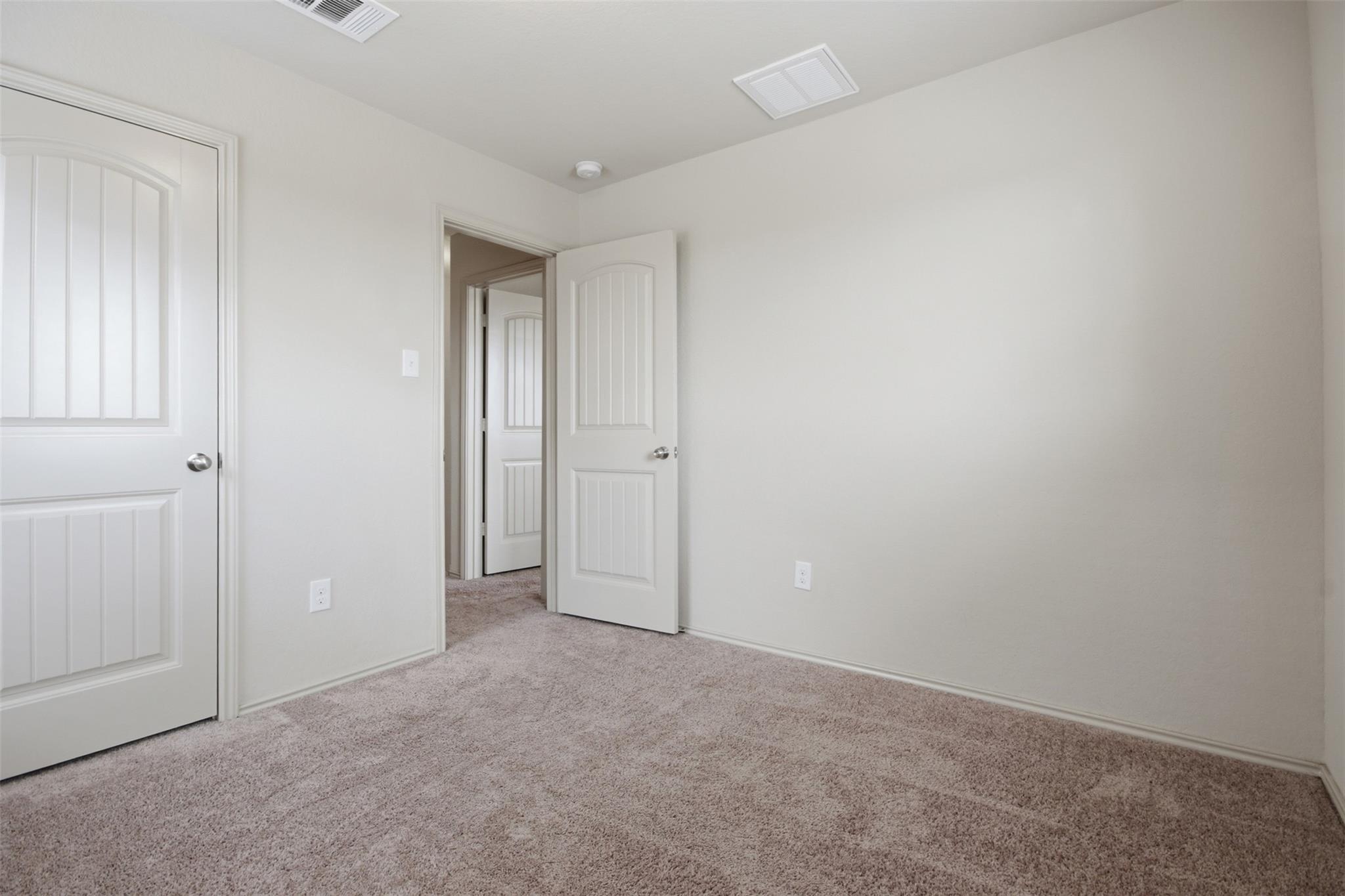 131 Lake Gln, San Marcos, TX 78666