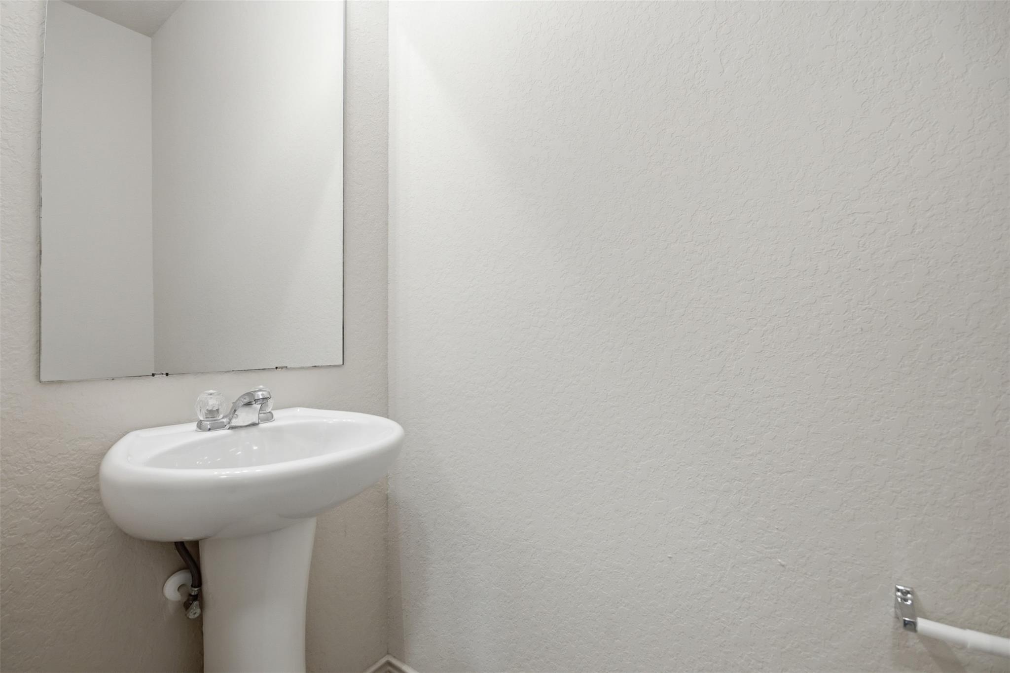 131 Lake Gln, San Marcos, TX 78666