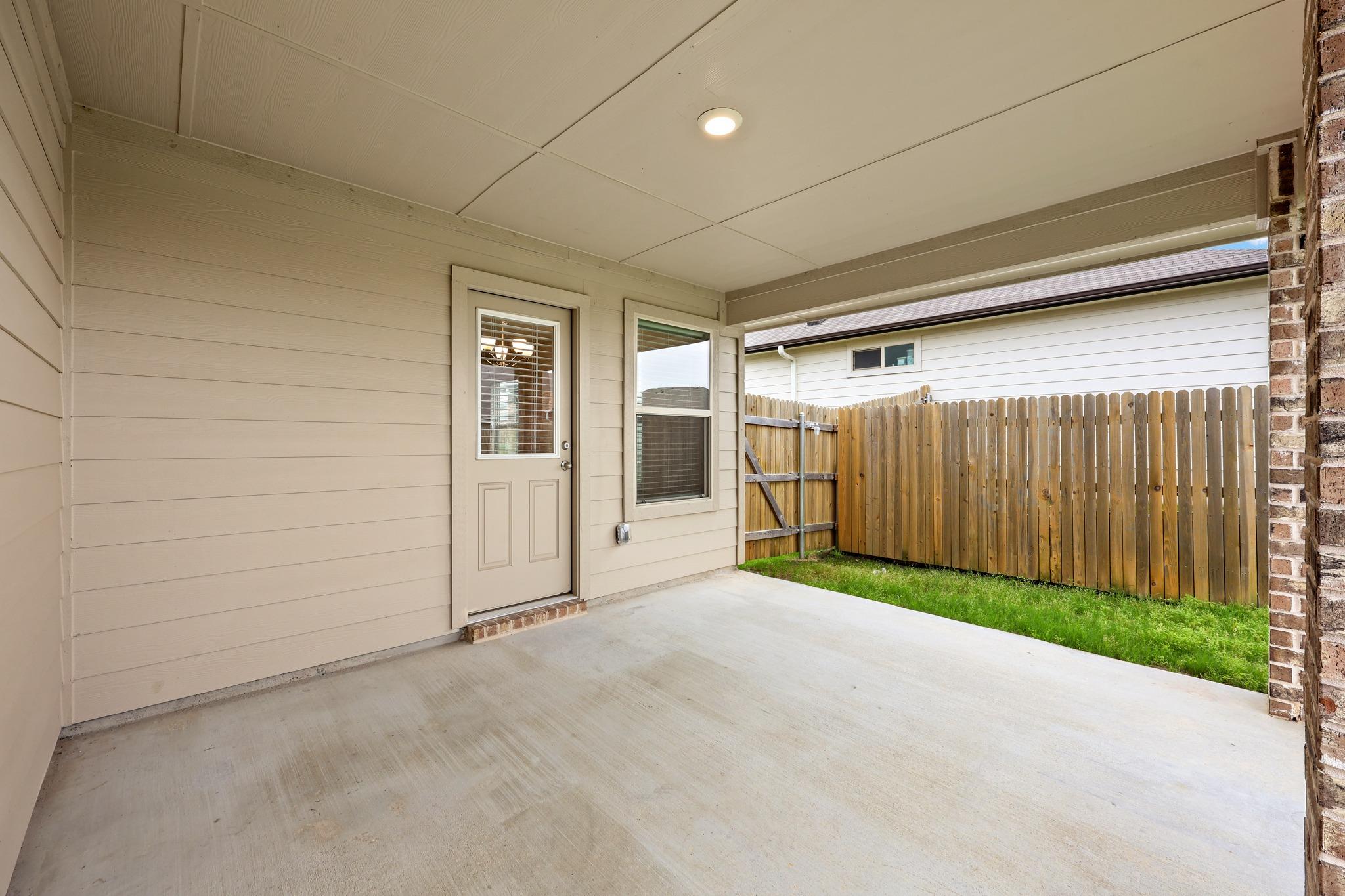 109 Gunther Way, Taylor, TX 76574