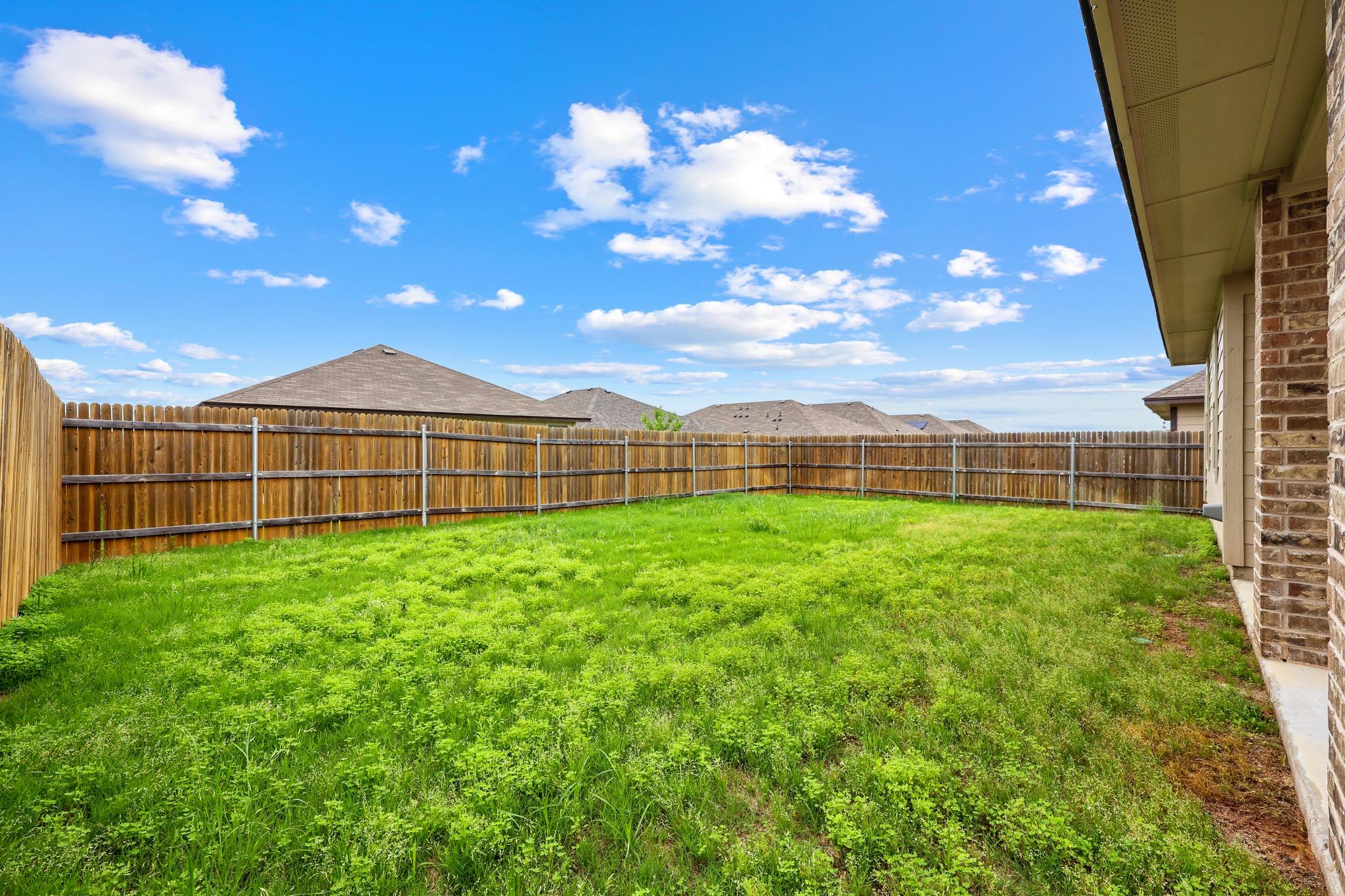 109 Gunther Way, Taylor, TX 76574