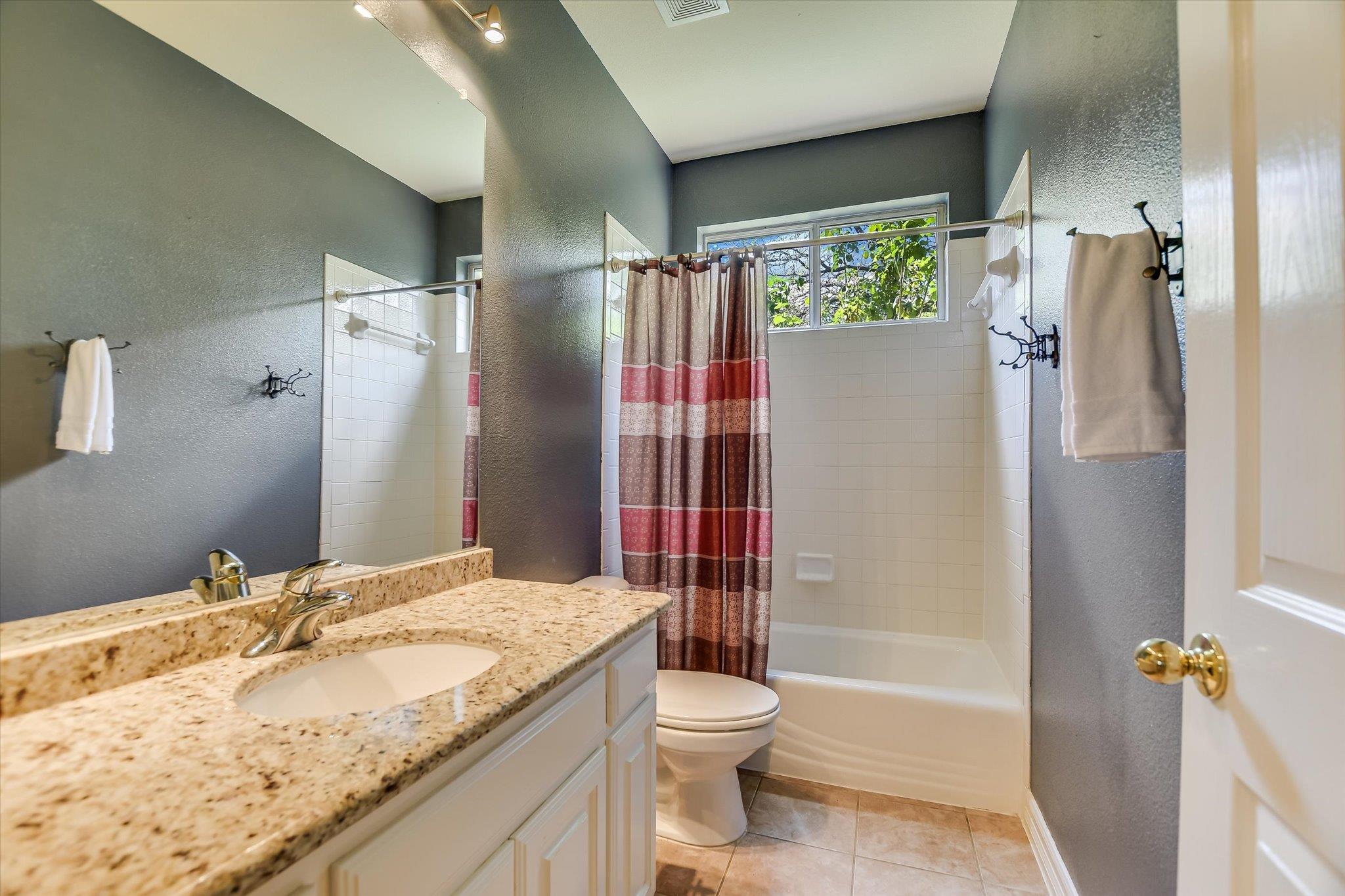 2339 Berwick Dr, Round Rock, TX 78681