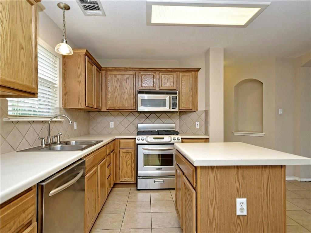 11113 Crazy Well Dr, Austin, TX 78717