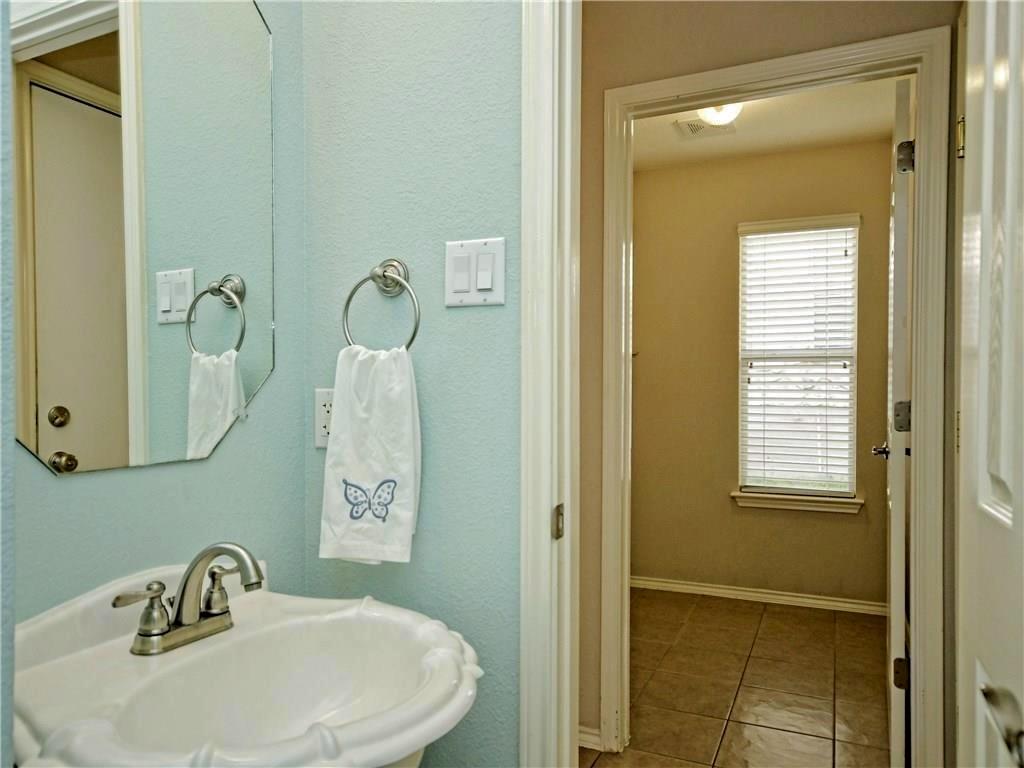 11113 Crazy Well Dr, Austin, TX 78717