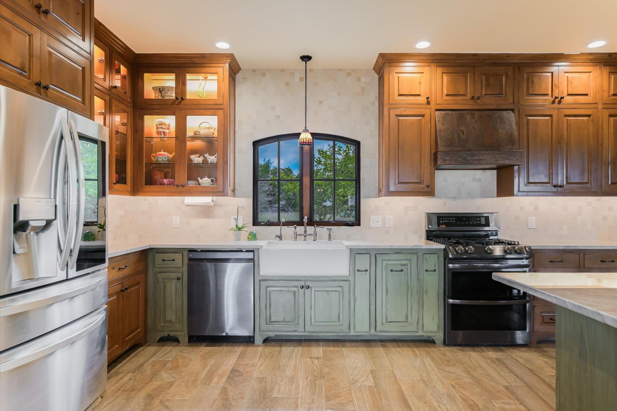 590 Rancho Grande Dr, Wimberley, TX 78676