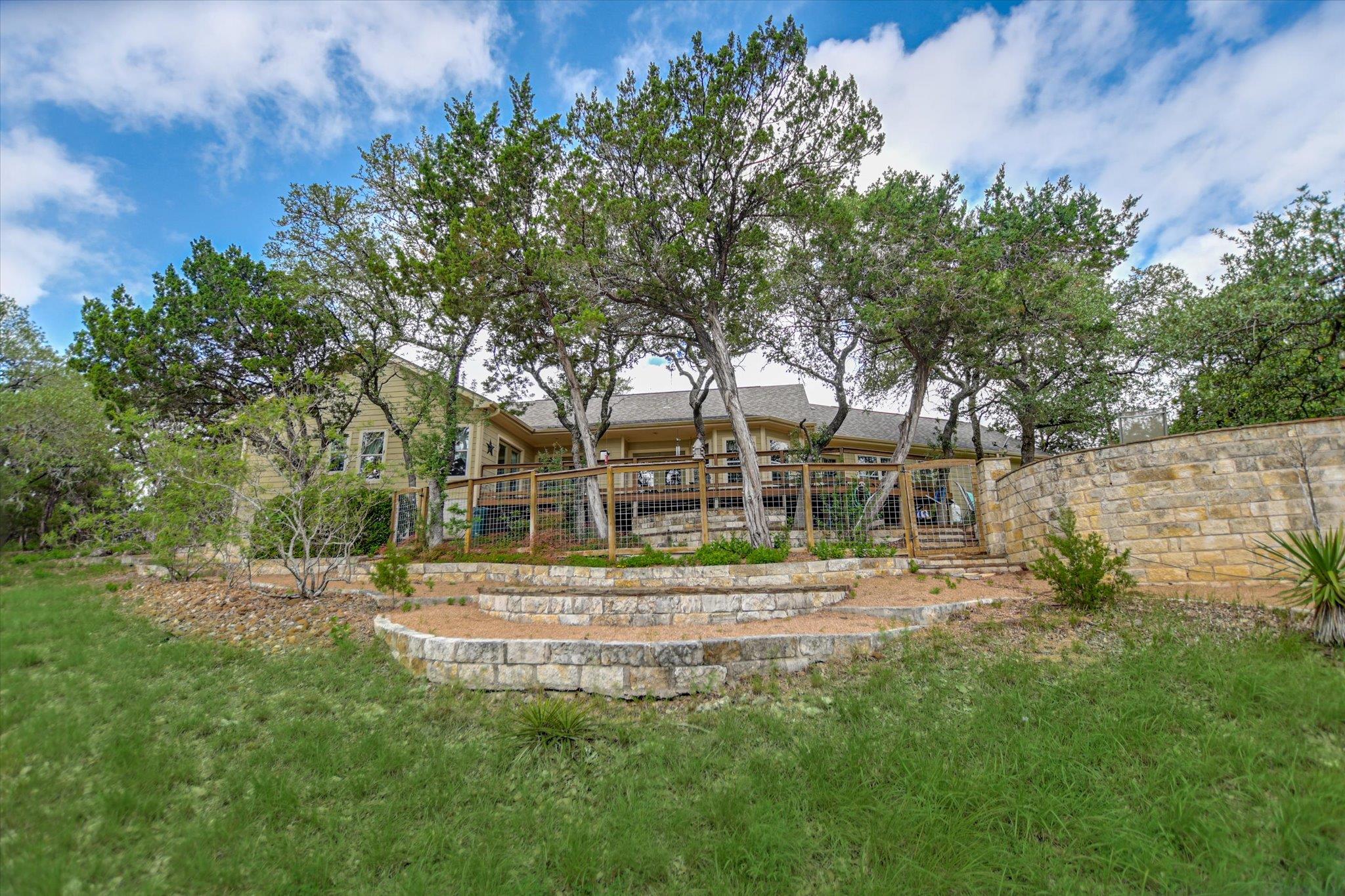 590 Rancho Grande Dr, Wimberley, TX 78676