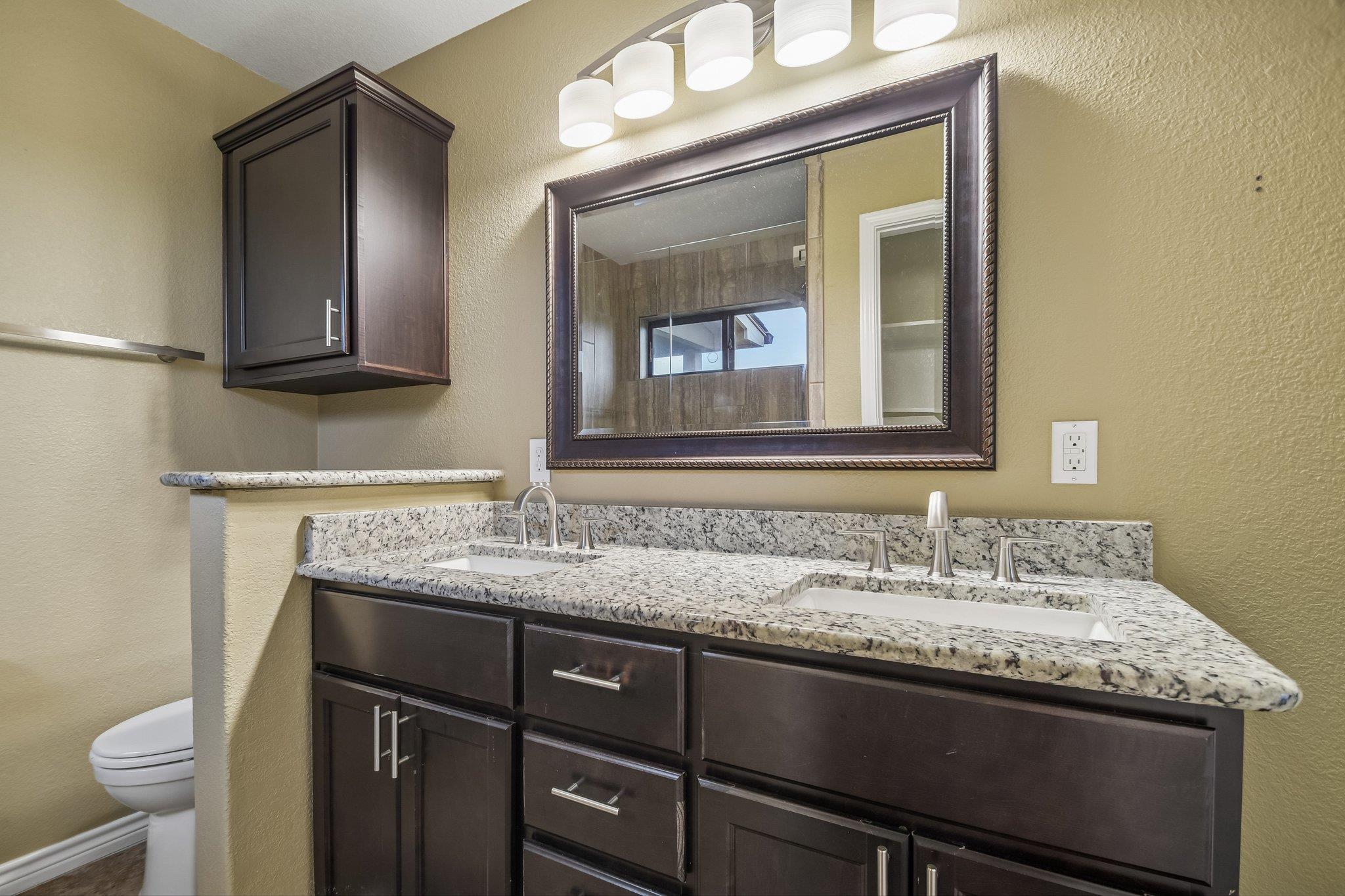 119 Hollys Way, San Marcos, TX 78666