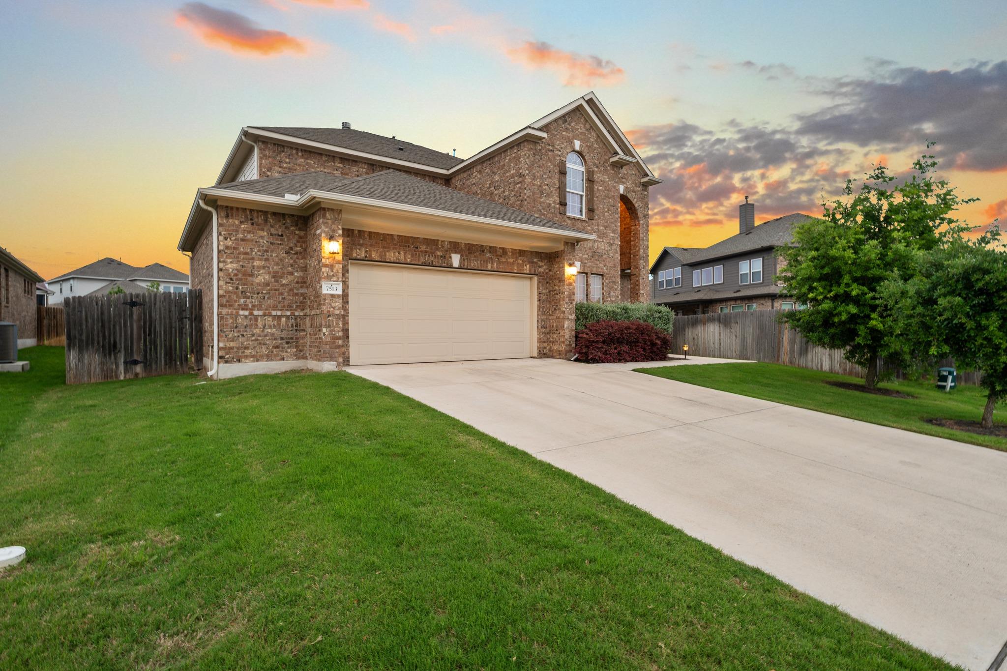 7513 Leonardo Dr, Round Rock, TX 78665