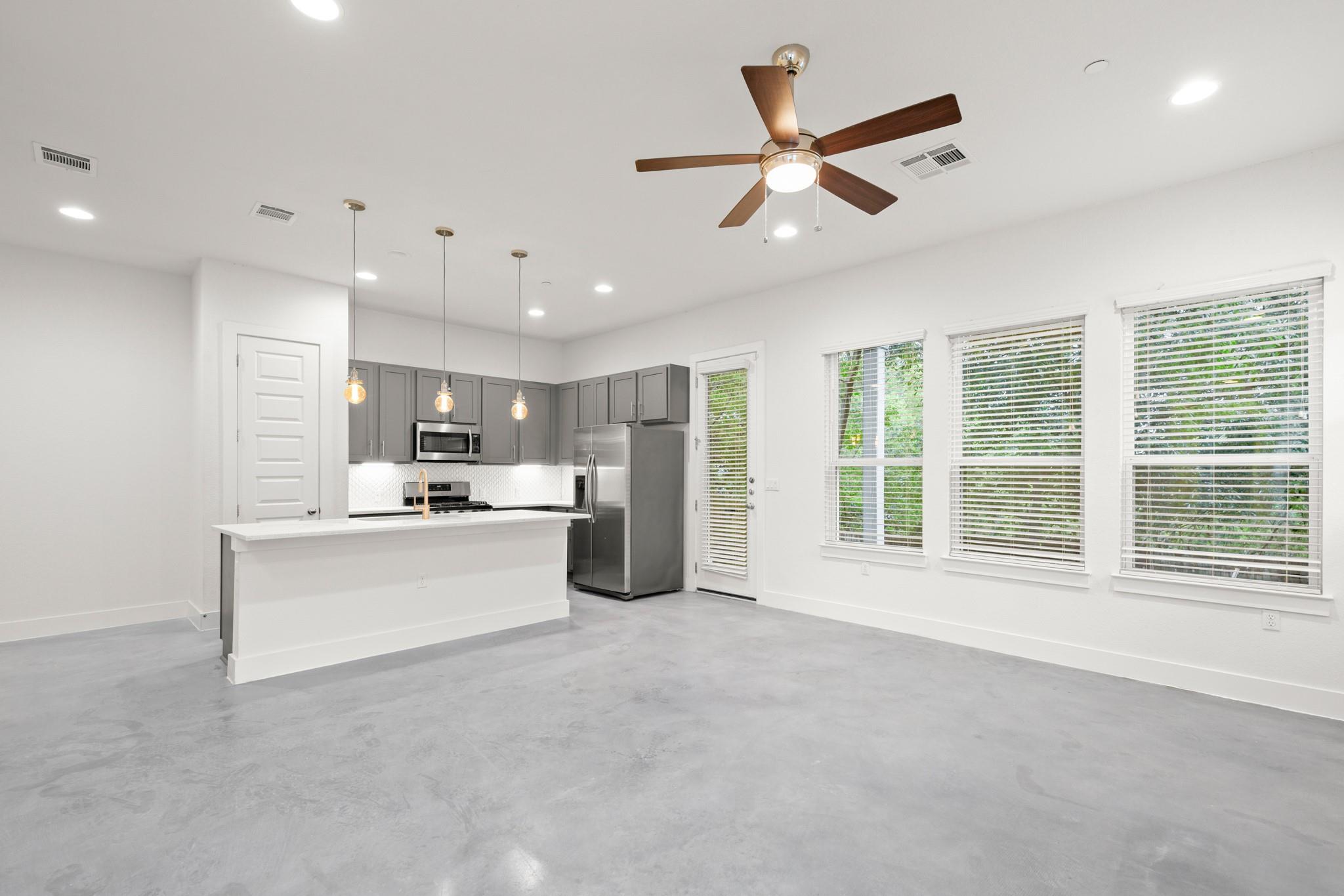 8922 Menchaca Rd # 701, Austin, TX 78748