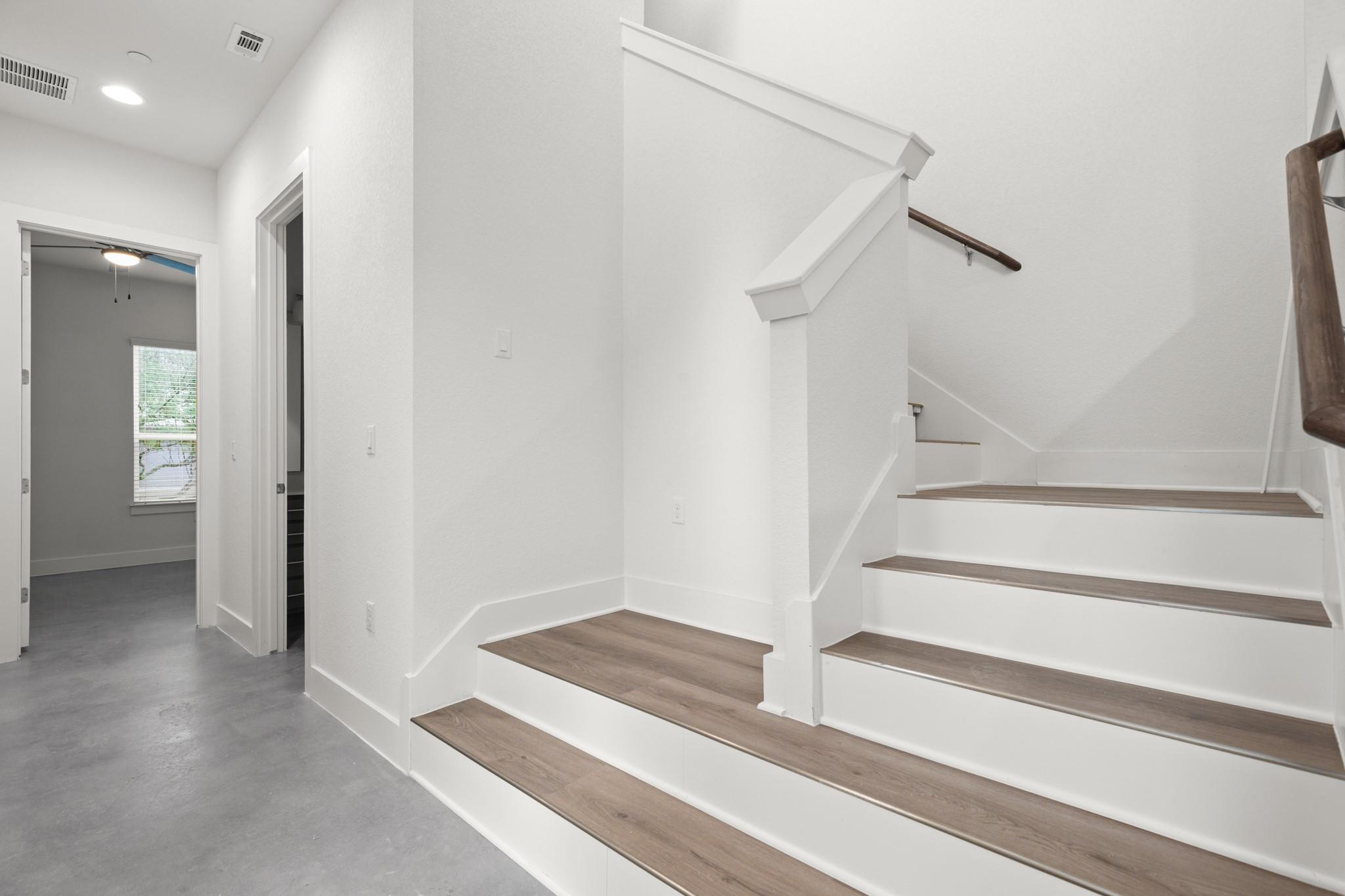 8922 Menchaca Rd # 701, Austin, TX 78748