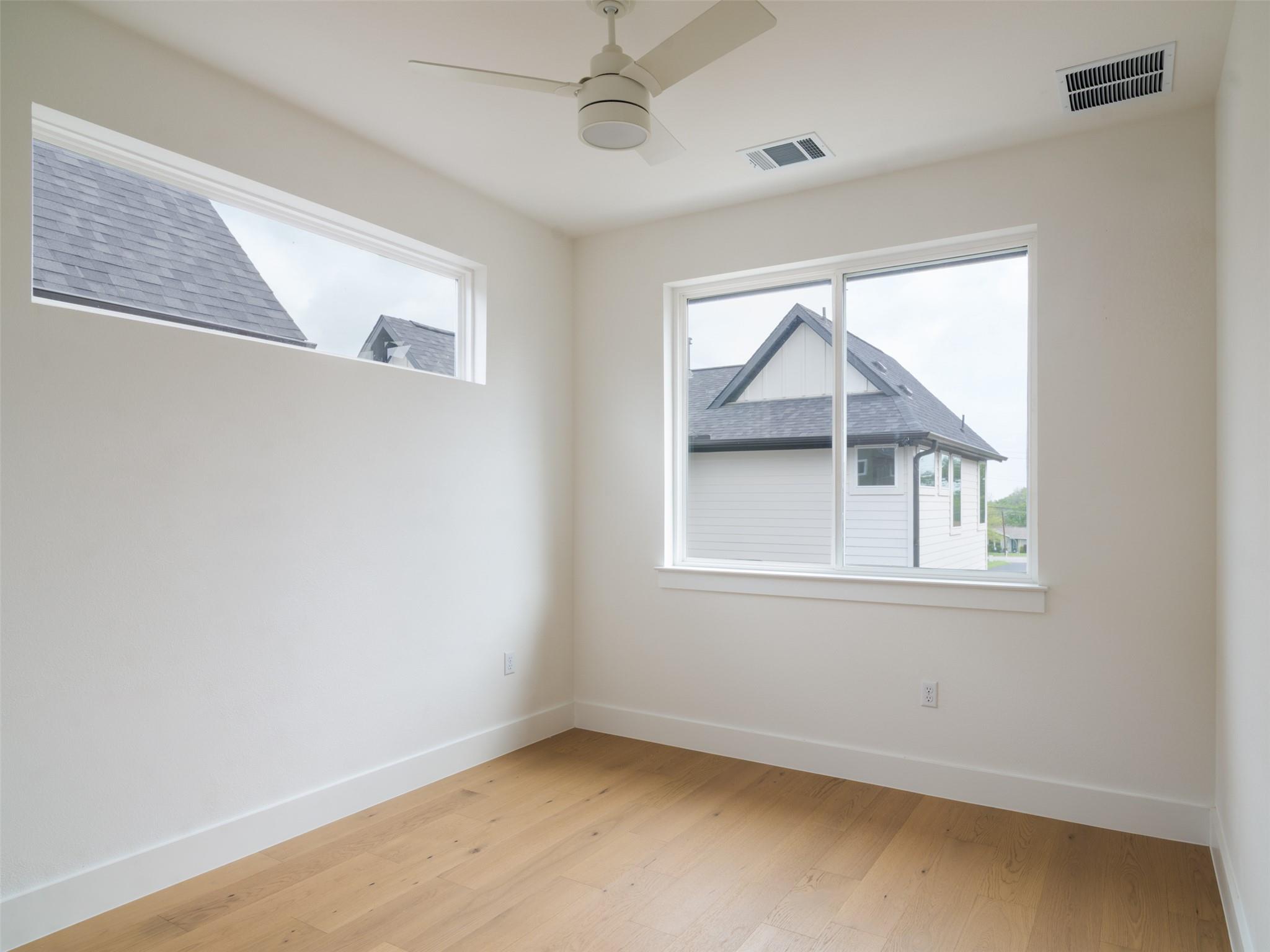 6409 Bradsher # B, Austin, TX 78745