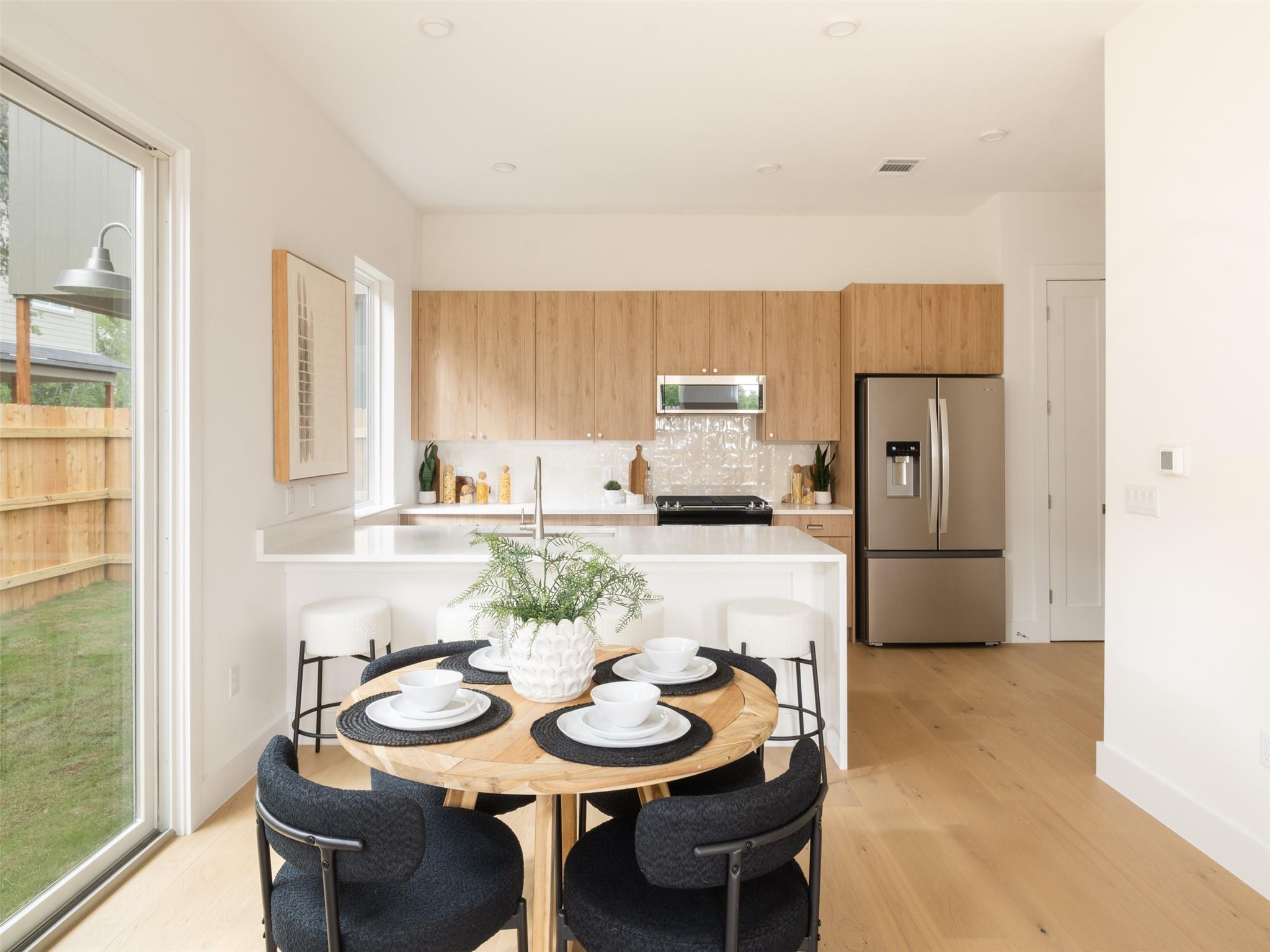 6409 Bradsher # B, Austin, TX 78745