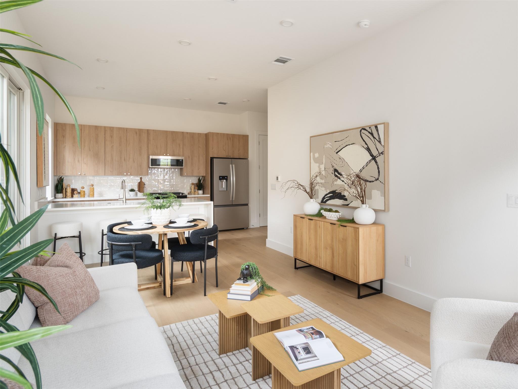 6409 Bradsher # B, Austin, TX 78745