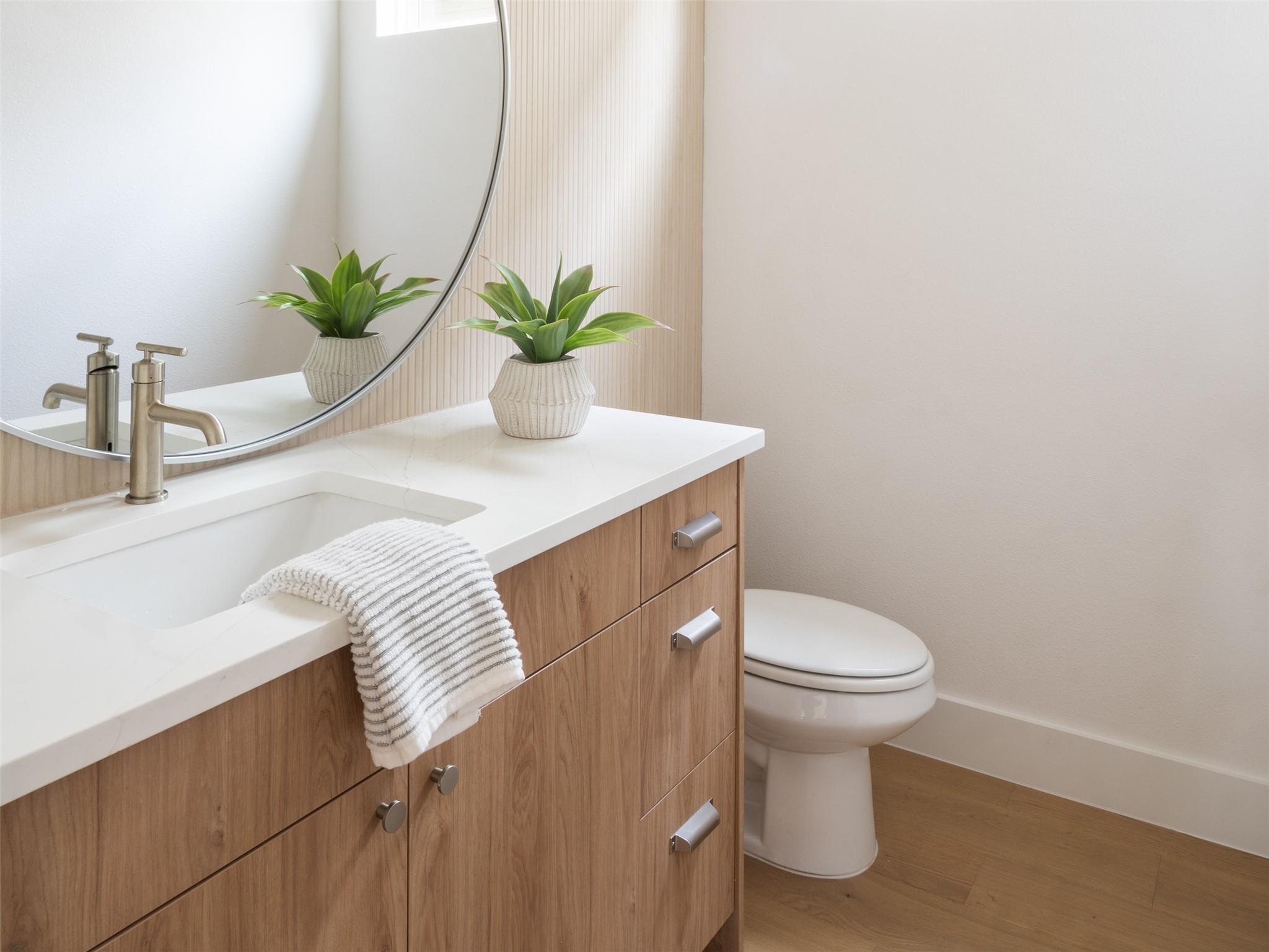 6409 Bradsher # B, Austin, TX 78745