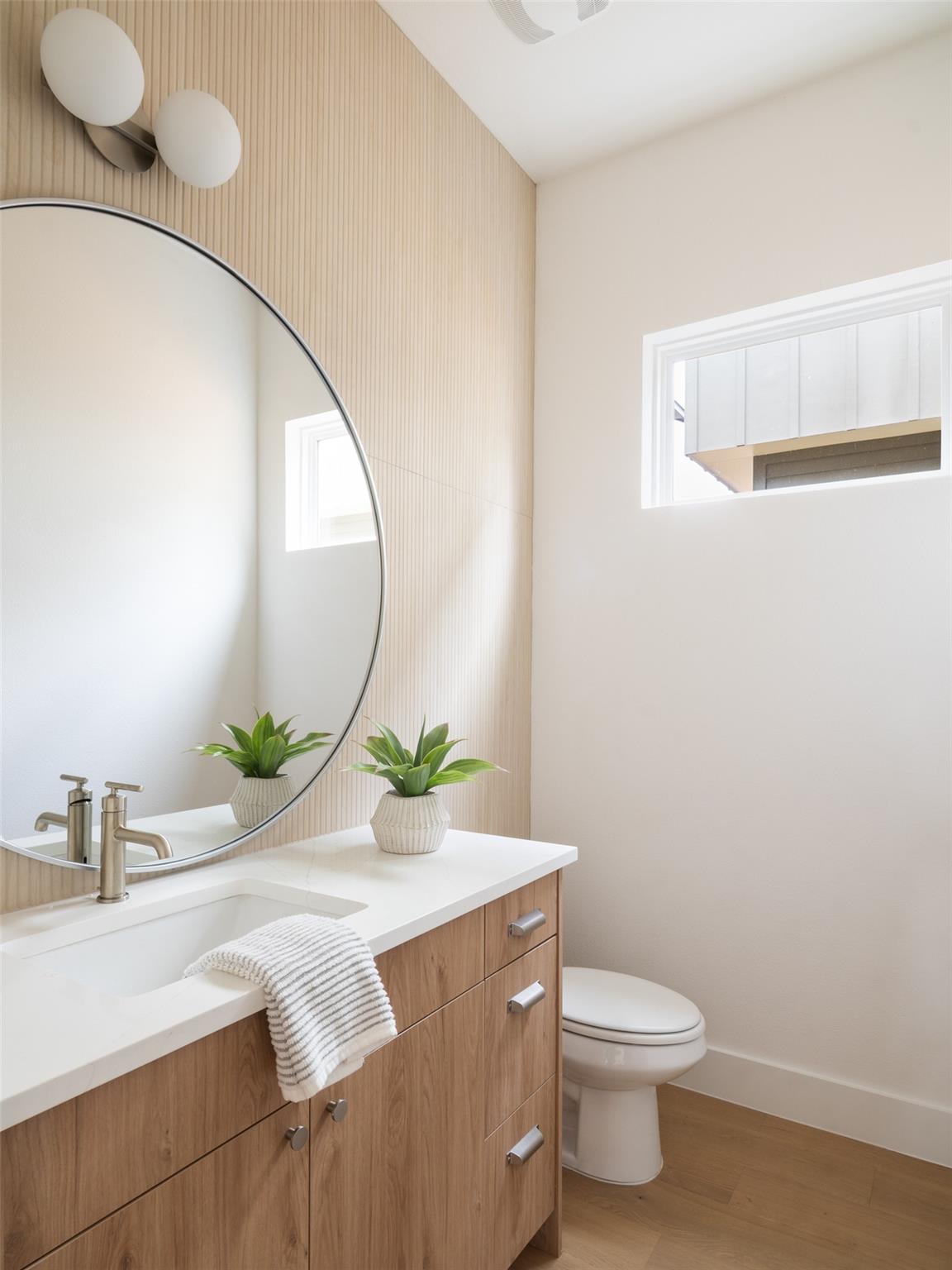 6409 Bradsher # B, Austin, TX 78745