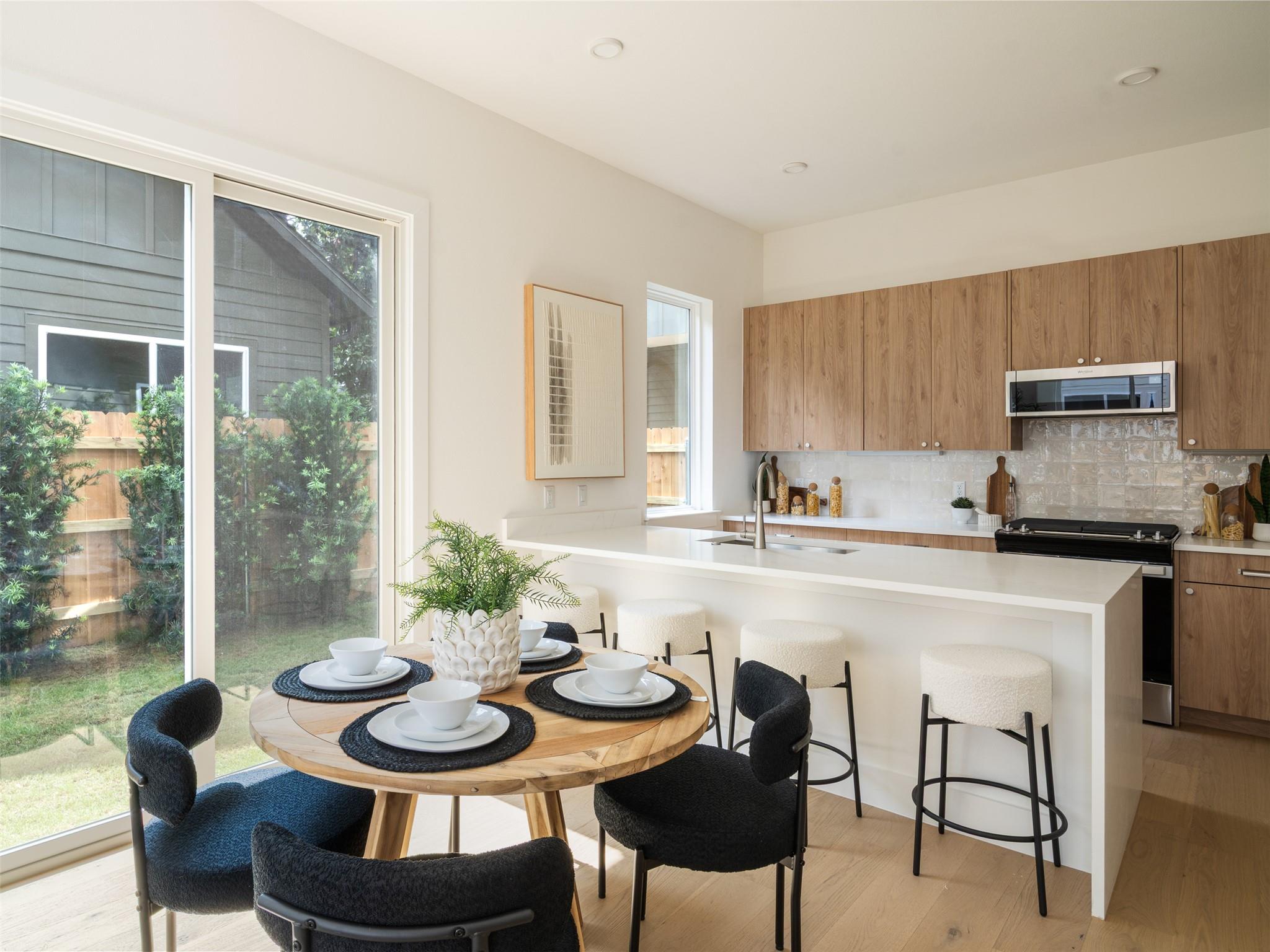 6409 Bradsher # B, Austin, TX 78745