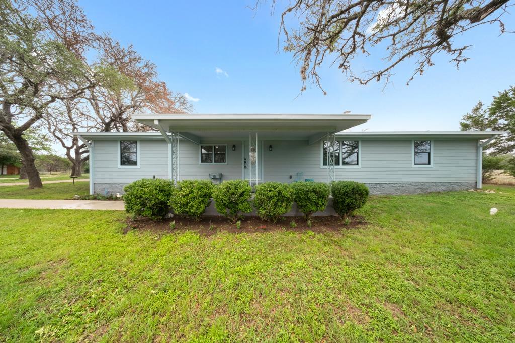 1169 W US Highway 290, Johnson City, TX 78636