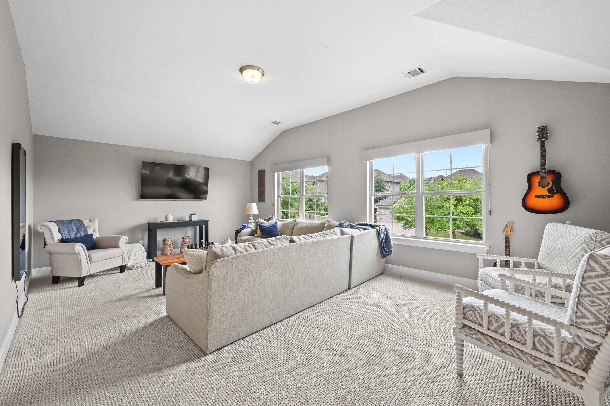 16032 La Rosa Dr, Austin, TX 78738