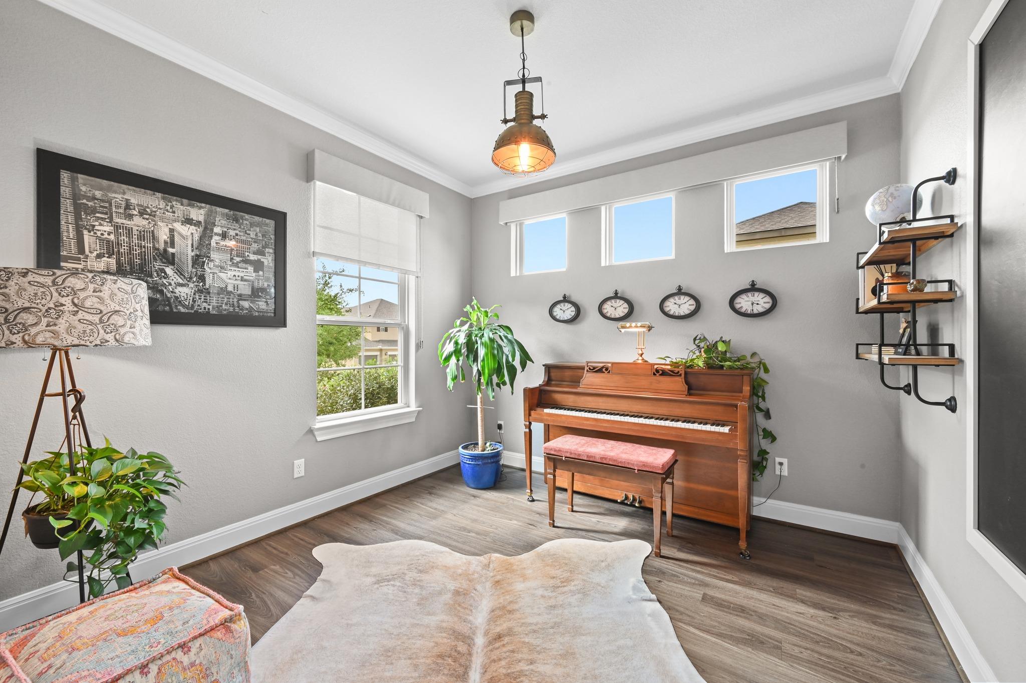 16032 La Rosa Dr, Austin, TX 78738