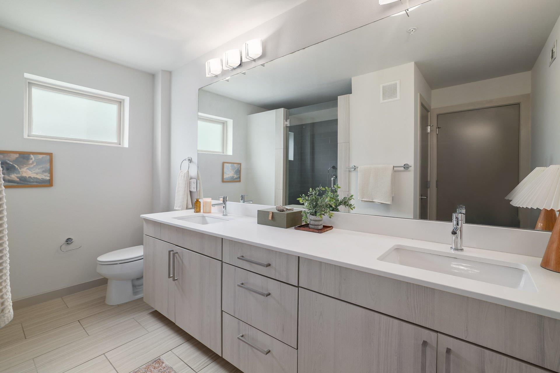 3600 S Lamar Blvd # 100, Austin, TX 78704