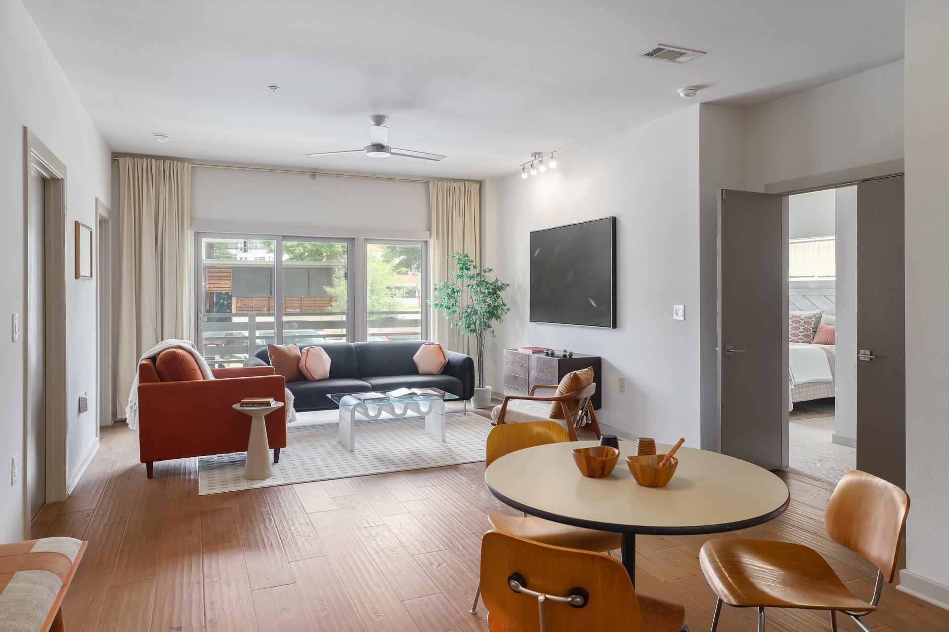 3600 S Lamar Blvd # 100, Austin, TX 78704