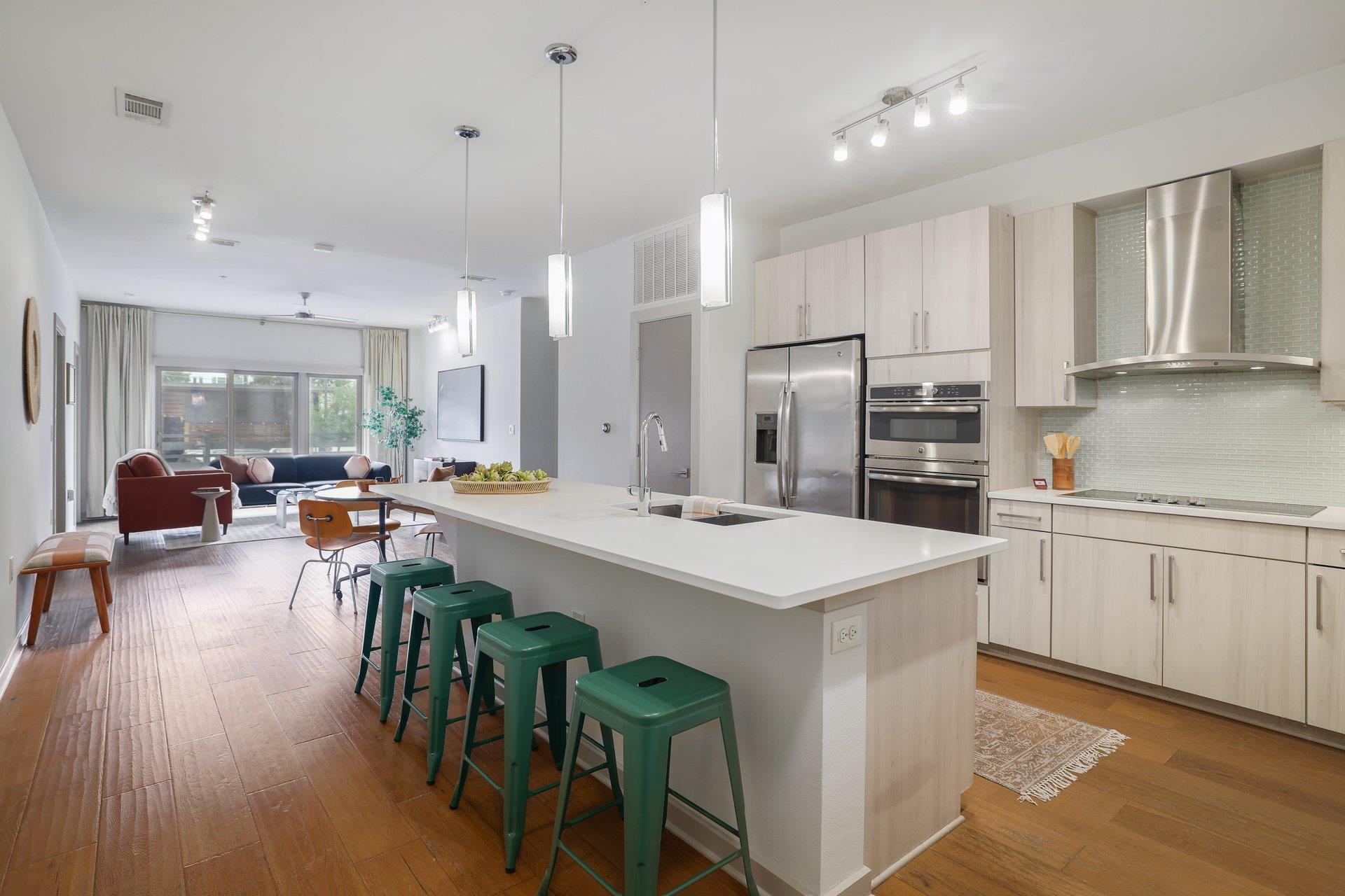 3600 S Lamar Blvd # 100, Austin, TX 78704