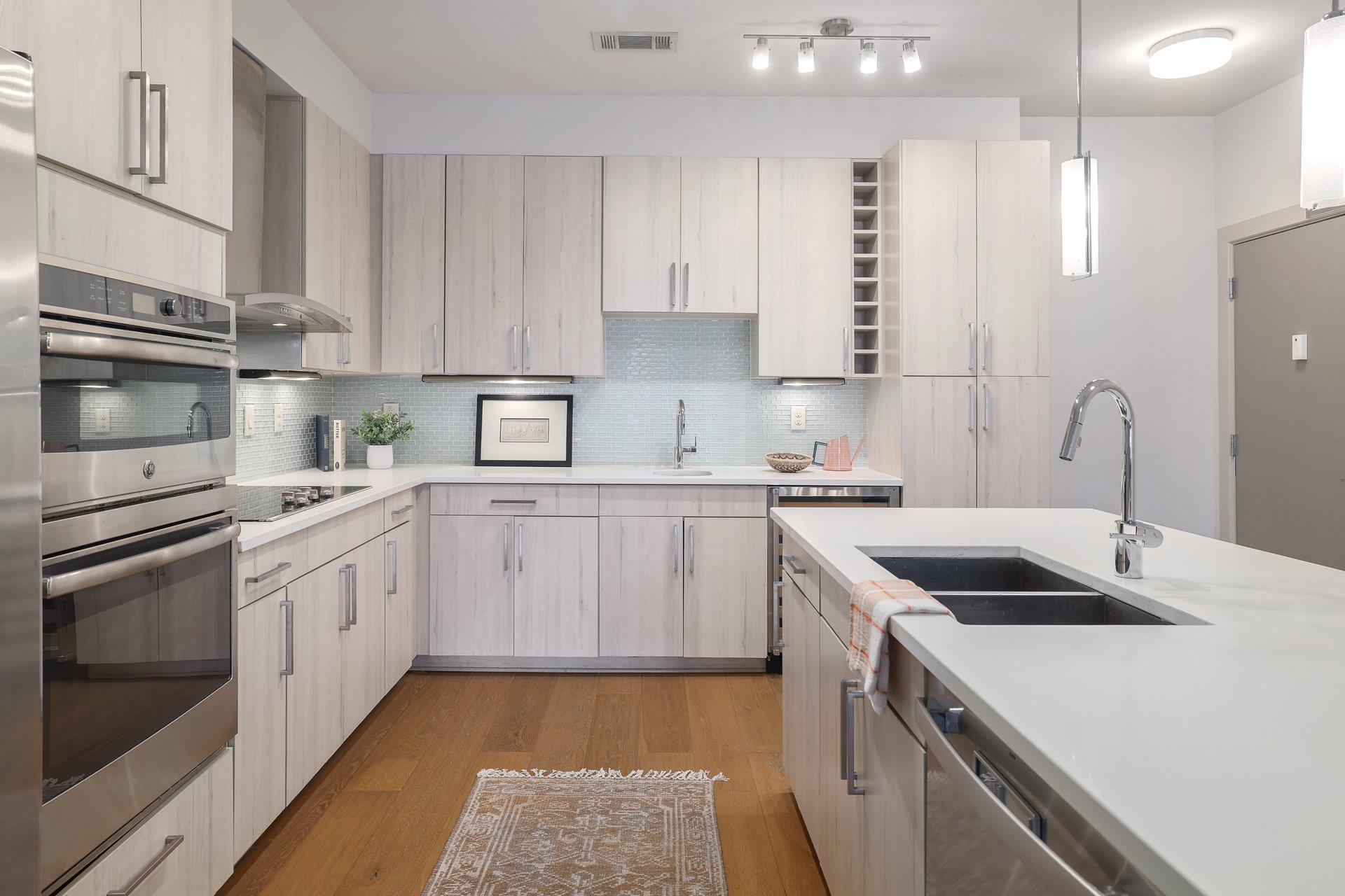 3600 S Lamar Blvd # 100, Austin, TX 78704