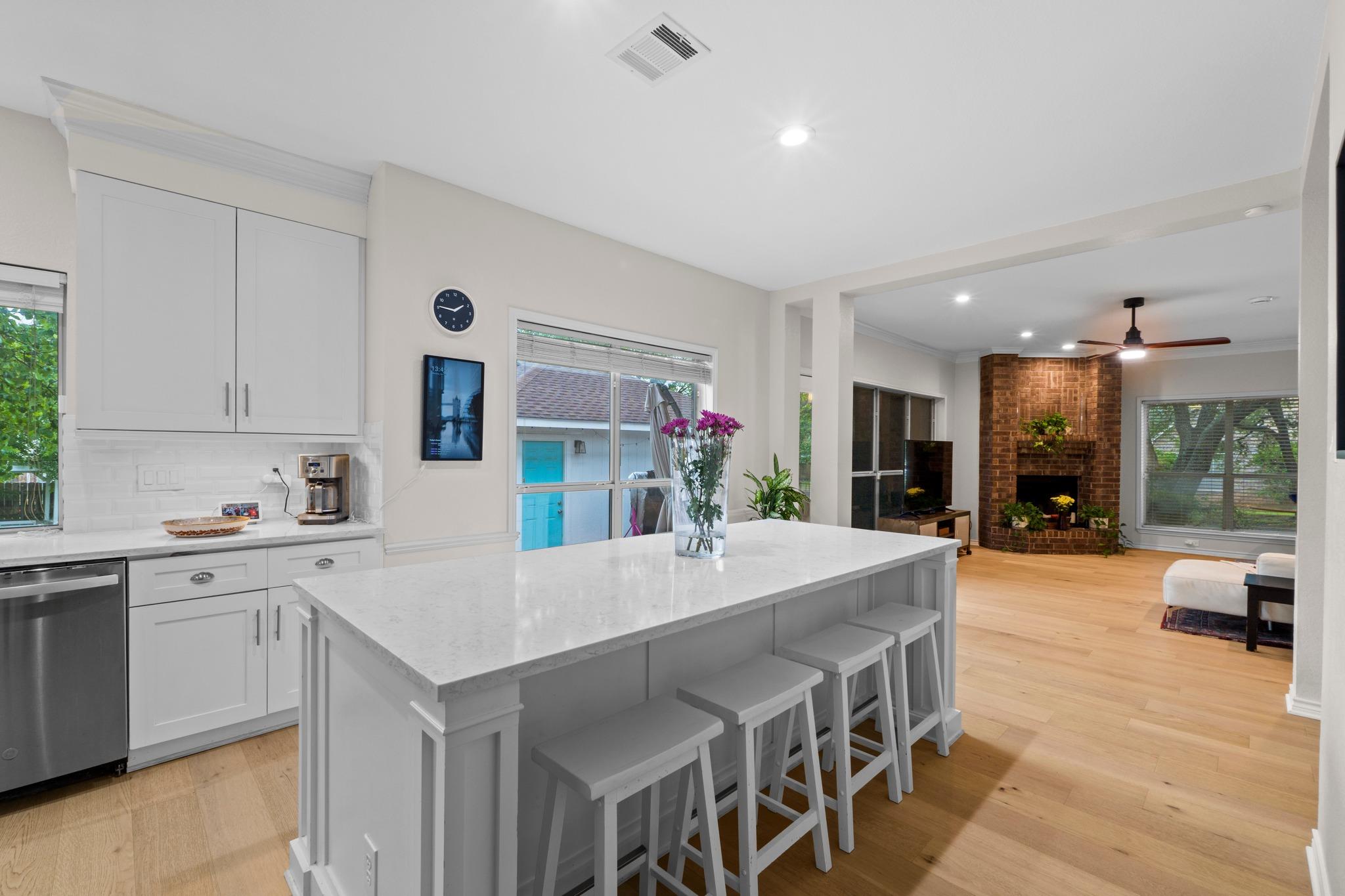 6300 Needham Ln, Austin, TX 78739