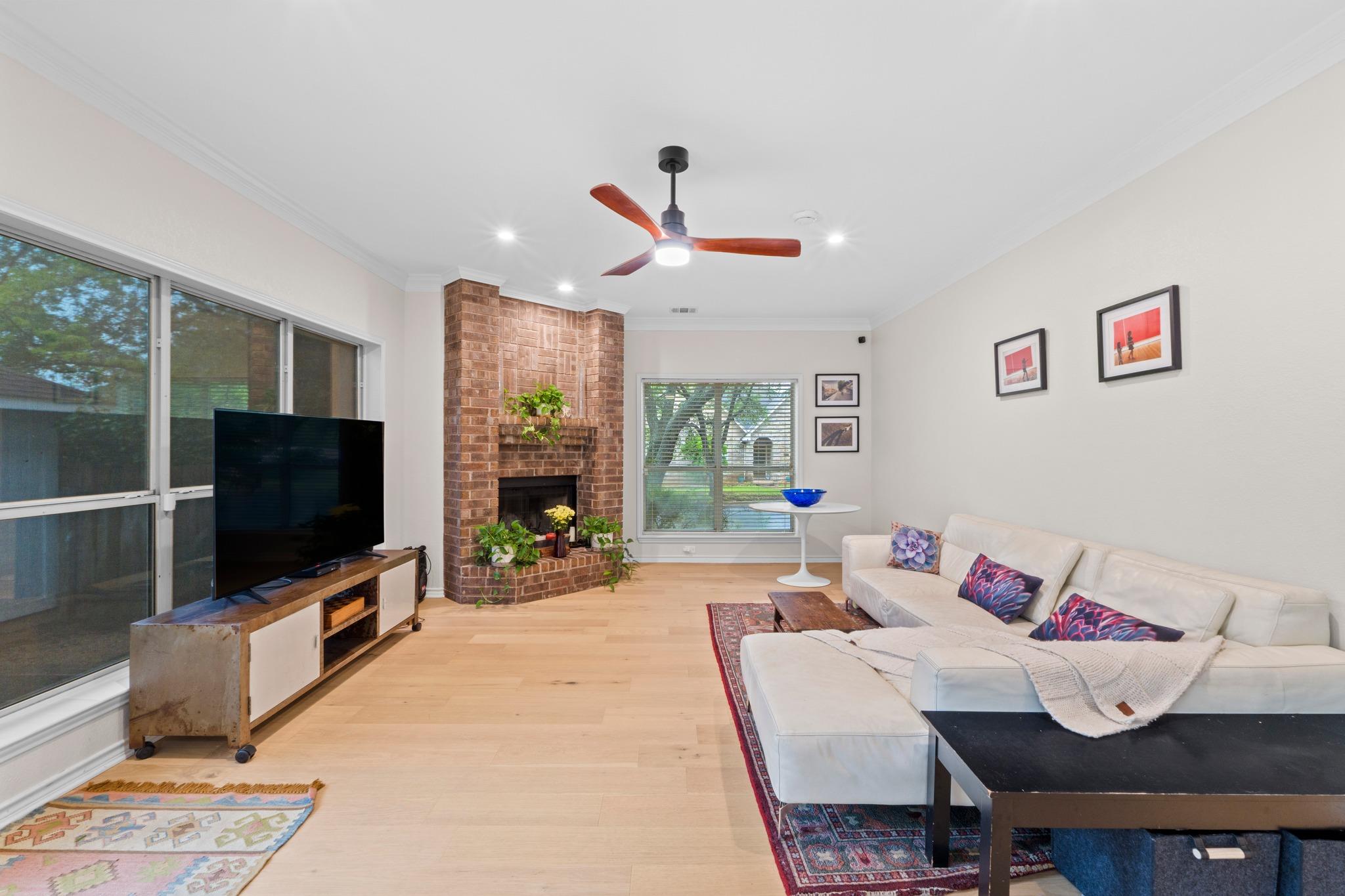 6300 Needham Ln, Austin, TX 78739