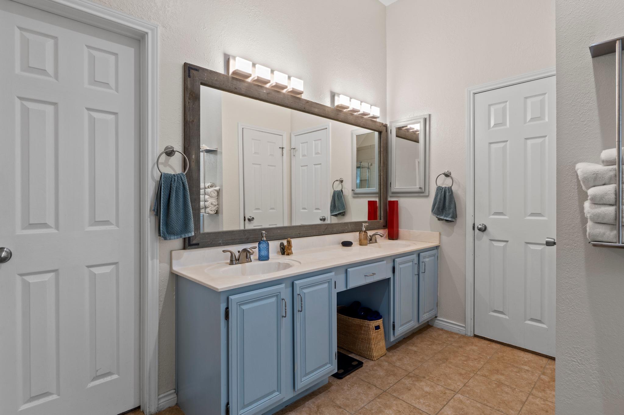 6300 Needham Ln, Austin, TX 78739