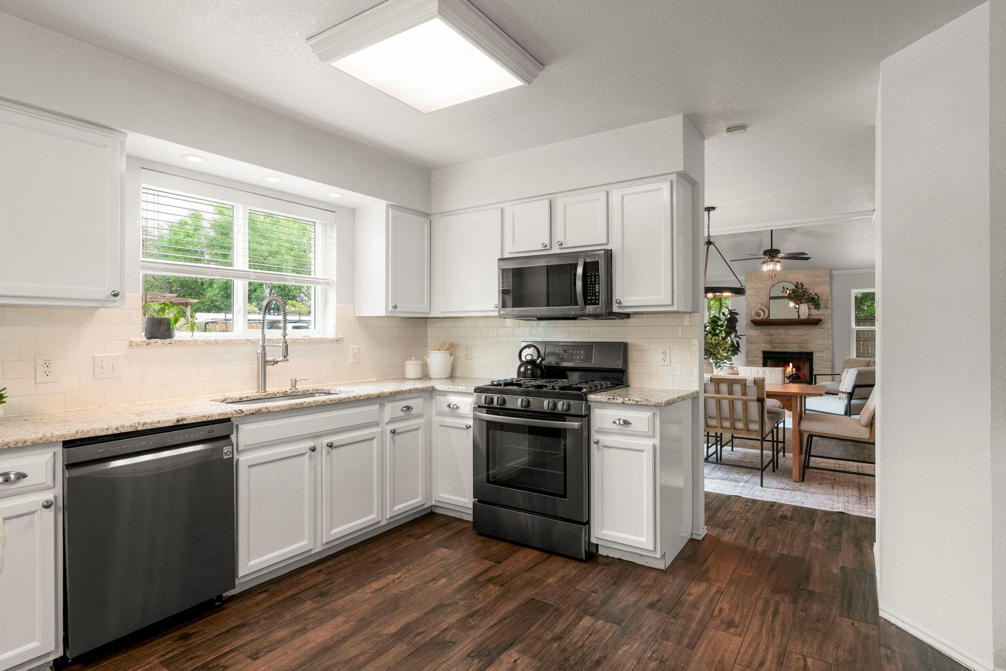 15424 Ozone Pl, Austin, TX 78728
