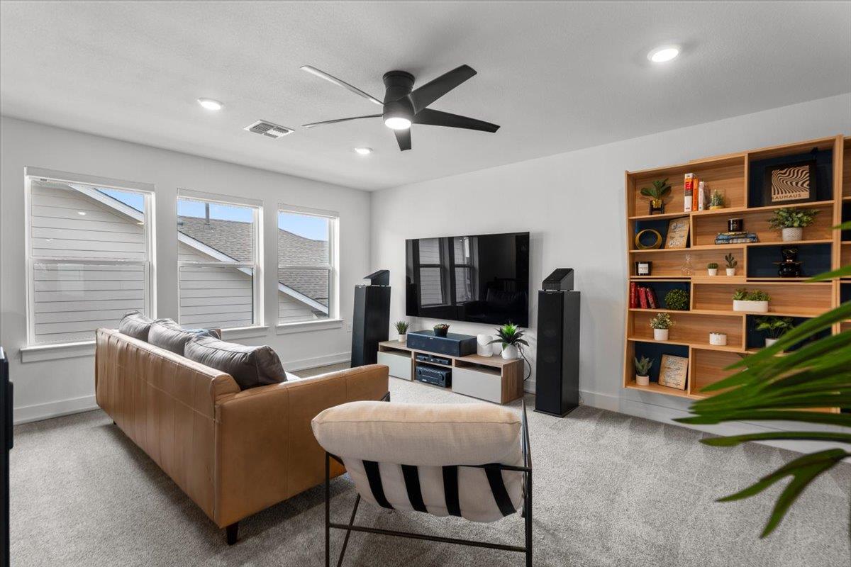 8208 Thelma Jean Dr, Austin, TX 78744