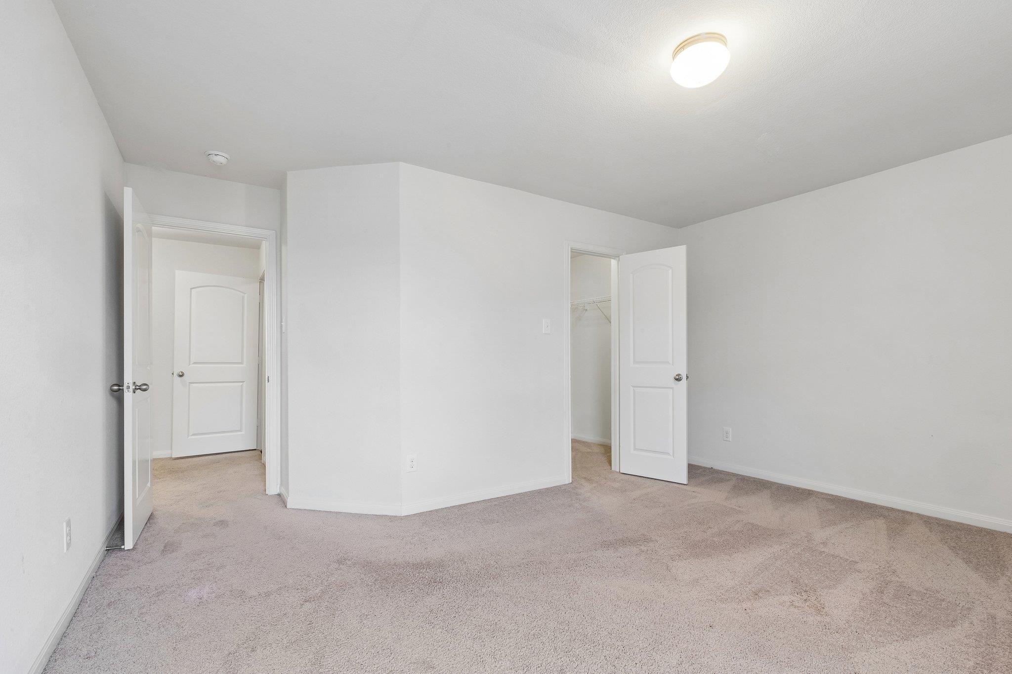 704 Cleary Ln, Jarrell, TX 76537