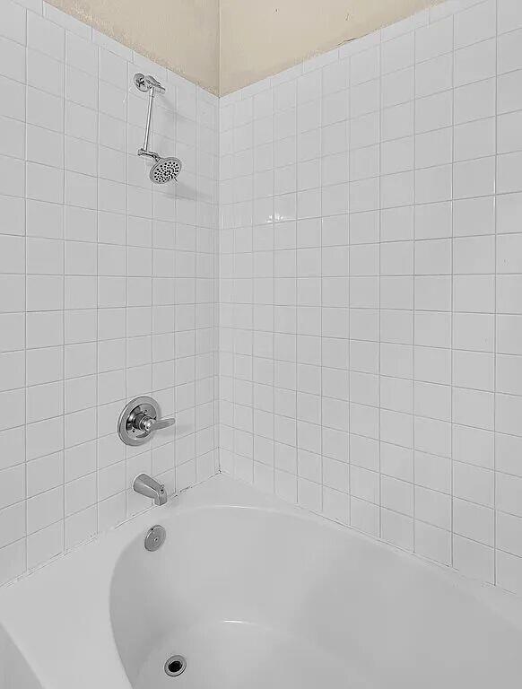 137 Flat Creek Dr, Robinson, TX 76706