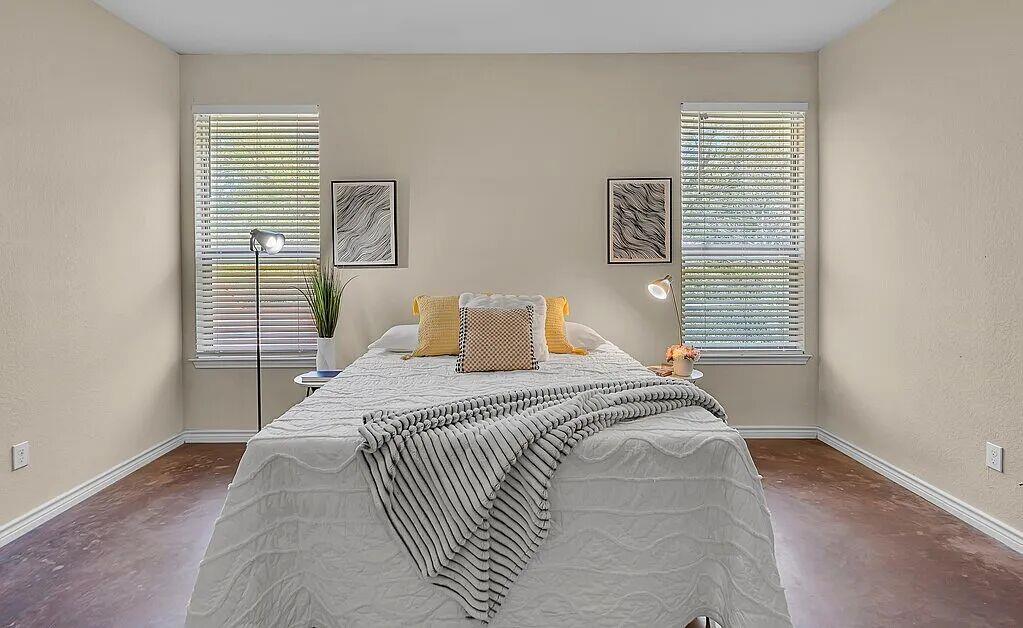 137 Flat Creek Dr, Robinson, TX 76706