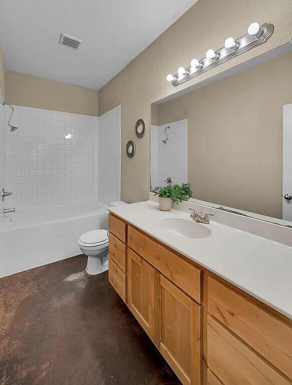 137 Flat Creek Dr, Robinson, TX 76706