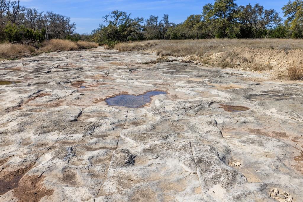 203 Rheingold School Rd, Fredericksburg, TX 78624