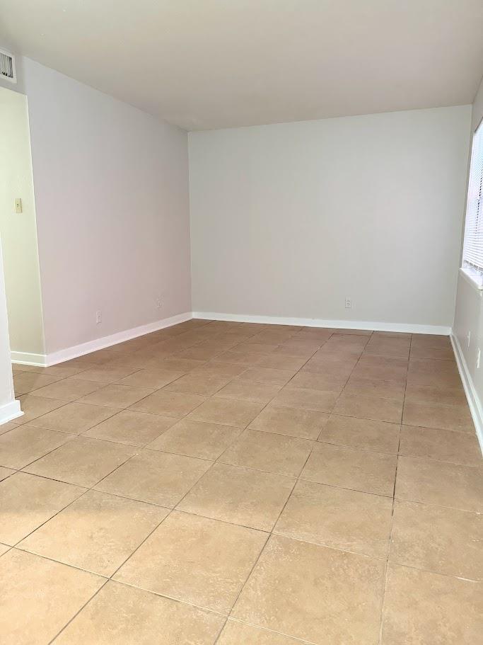 307 E 31 St # 106, Austin, TX 78705