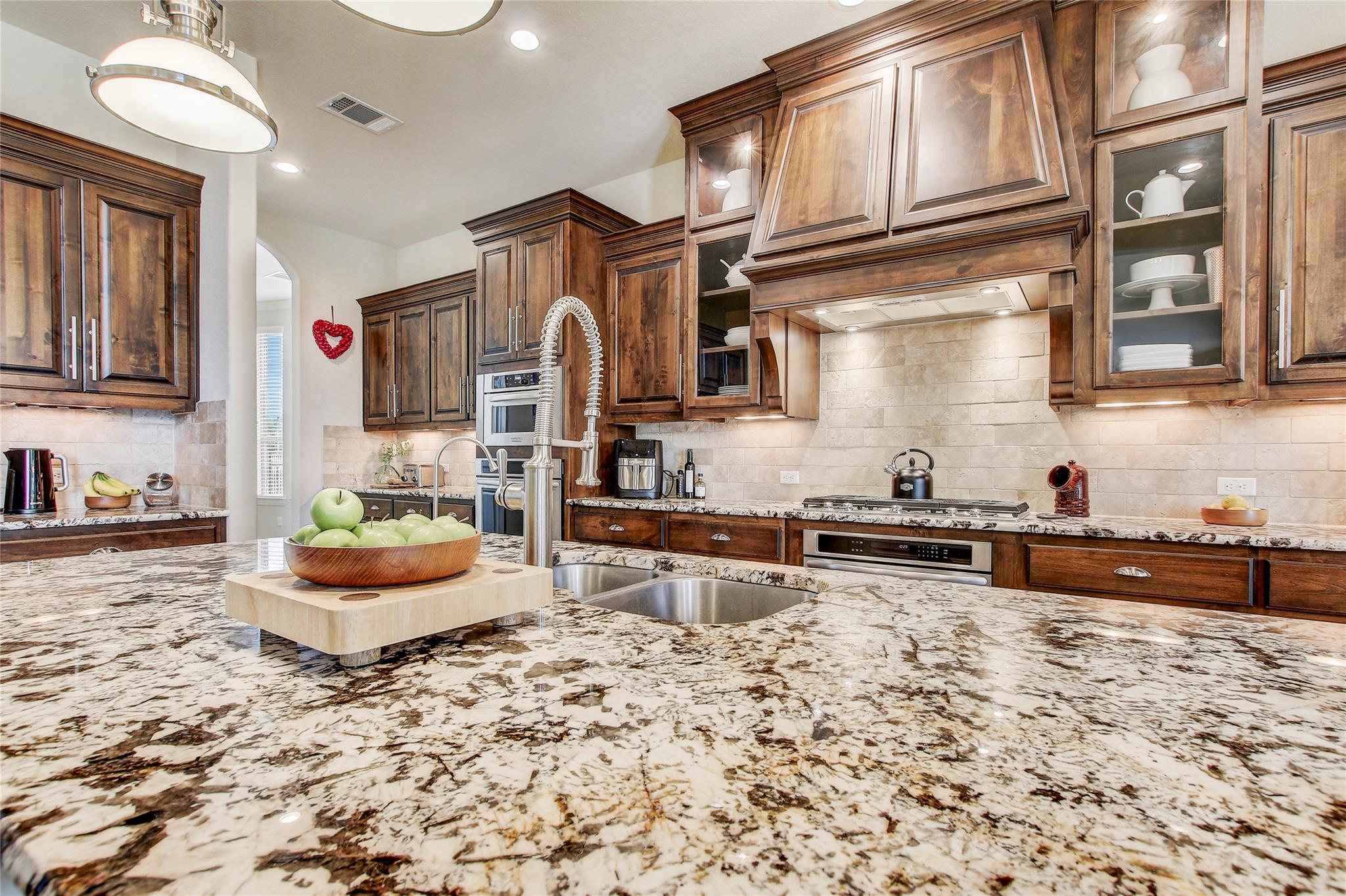 9028 Eagle Vista Ct, Austin, TX 78738