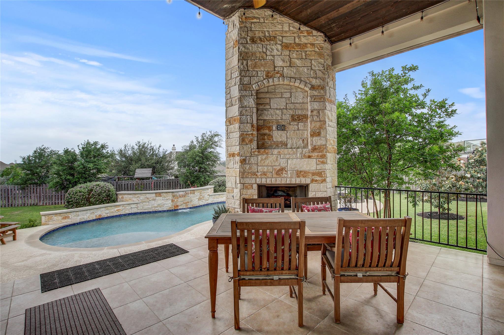 9028 Eagle Vista Ct, Austin, TX 78738