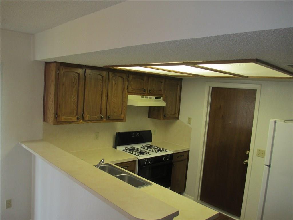 1904 Yaupon Trl # B, Cedar Park, TX 78613