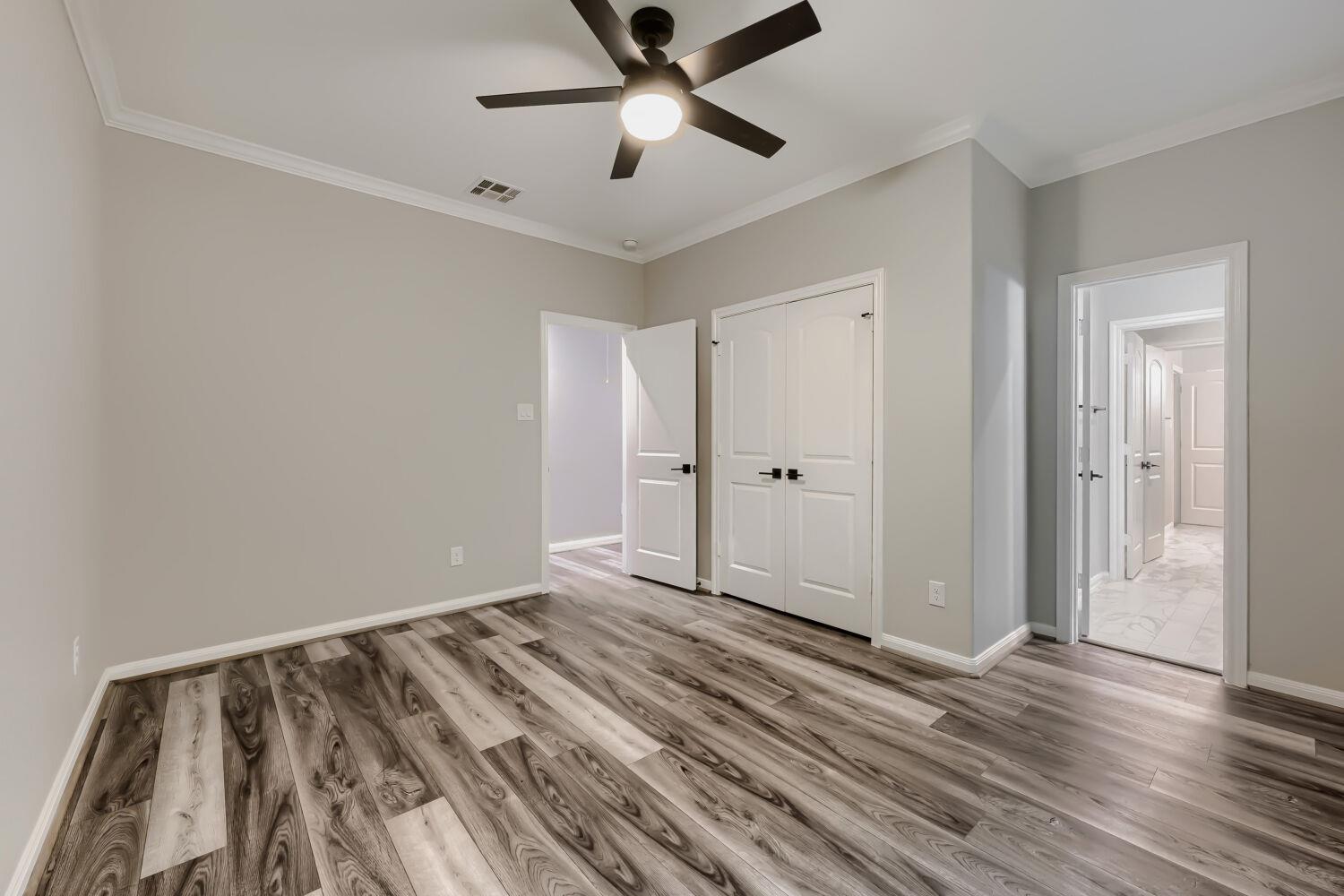 11715 Creek View Ln, Conroe, TX 77385