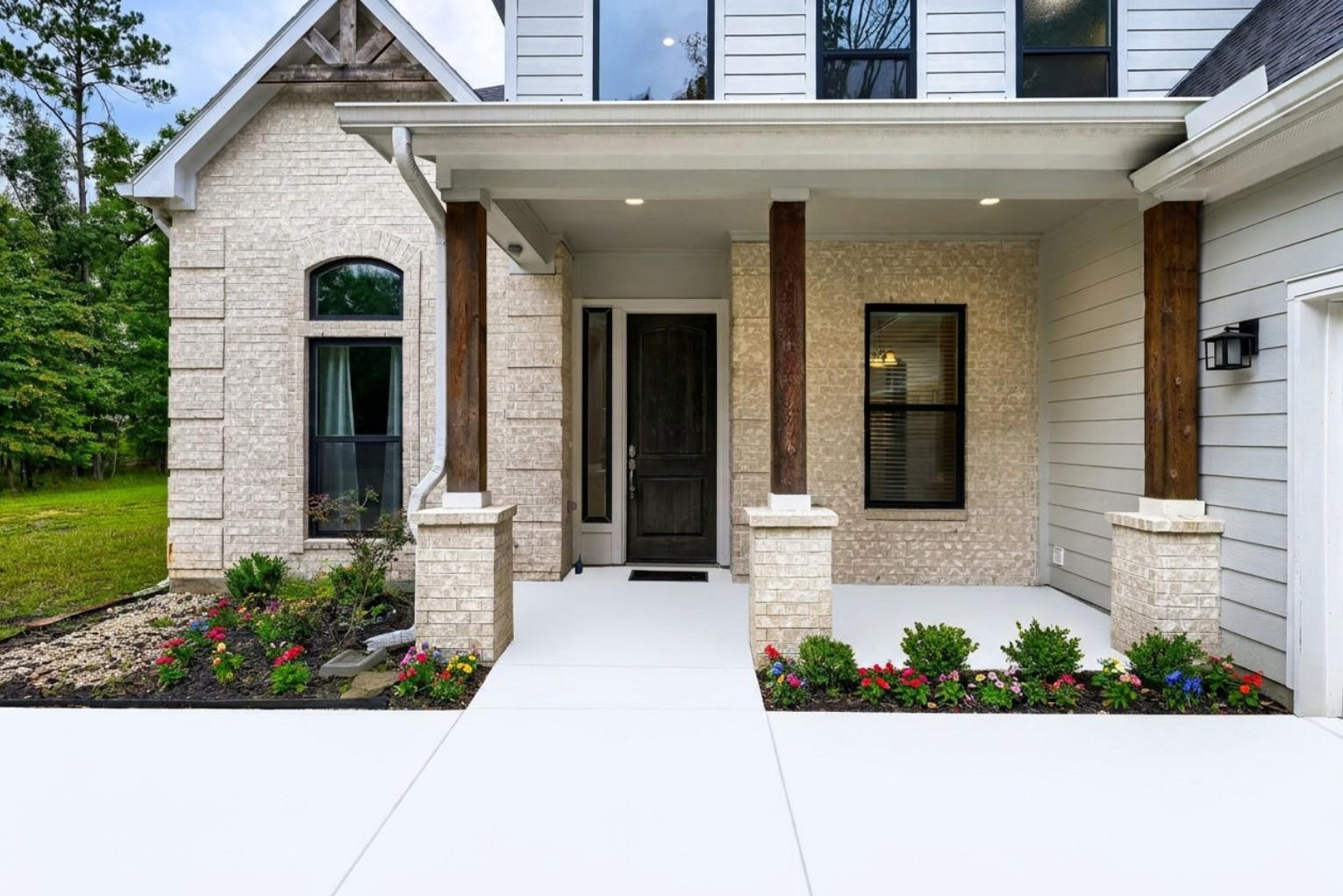 11715 Creek View Ln, Conroe, TX 77385